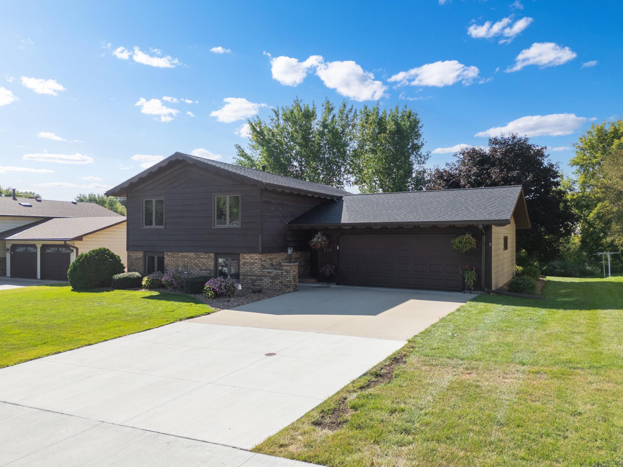 316 7th St NW, Byron, MN 55920