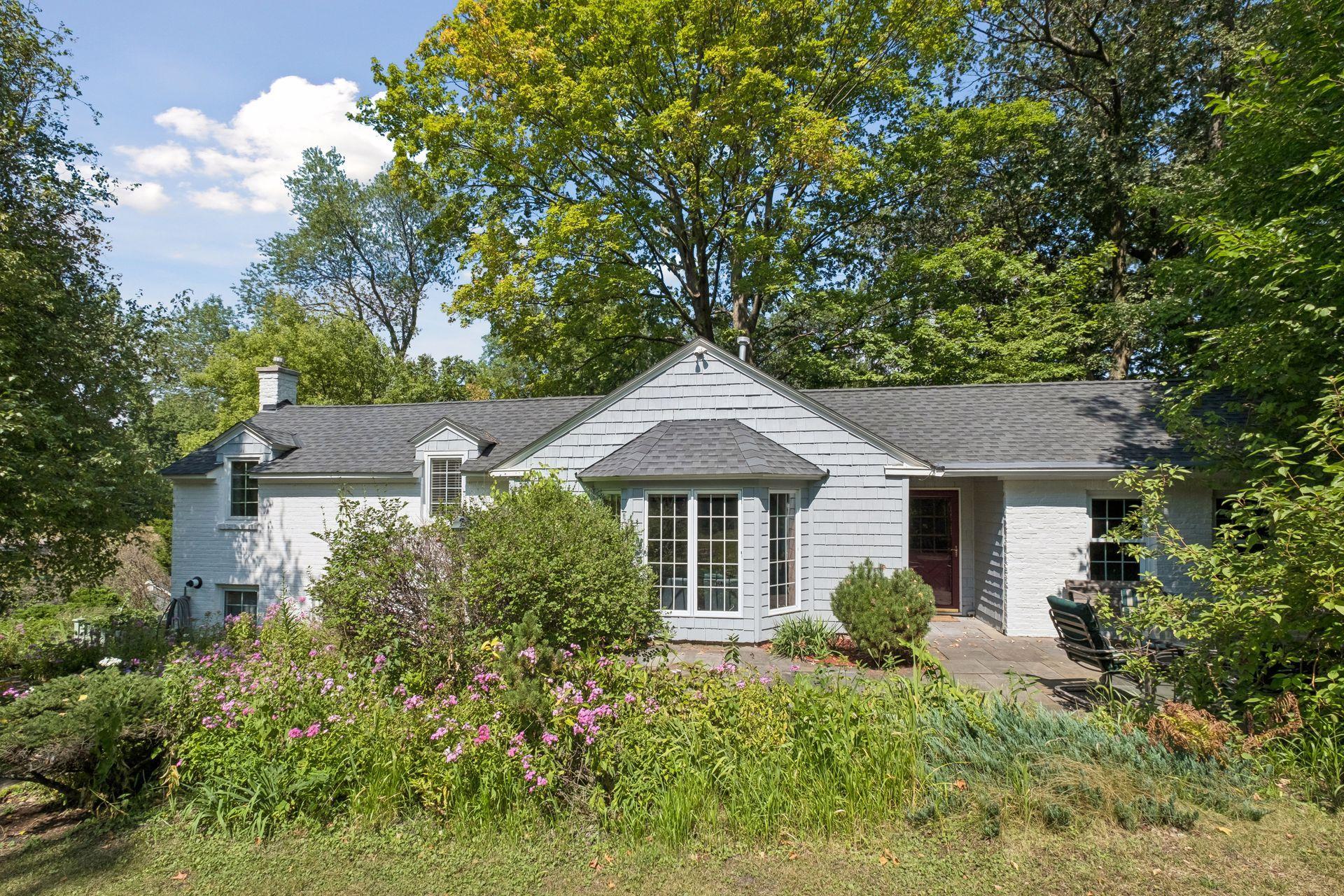 15517 Excelsior Blvd, Minnetonka, MN 55345