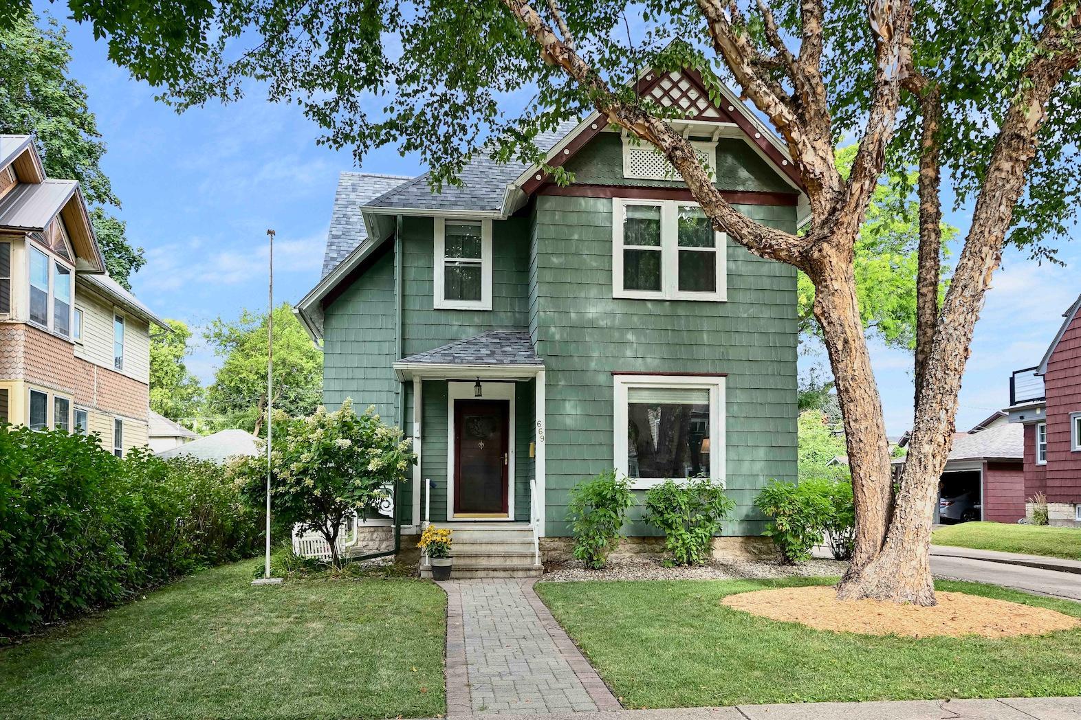 669 Main St, Winona, MN 55987