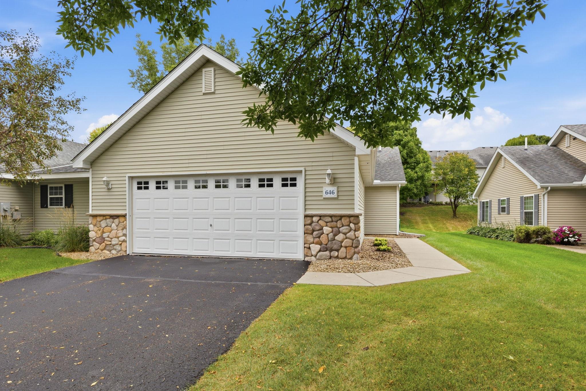646 Marsh Dr, Delano, MN 55328
