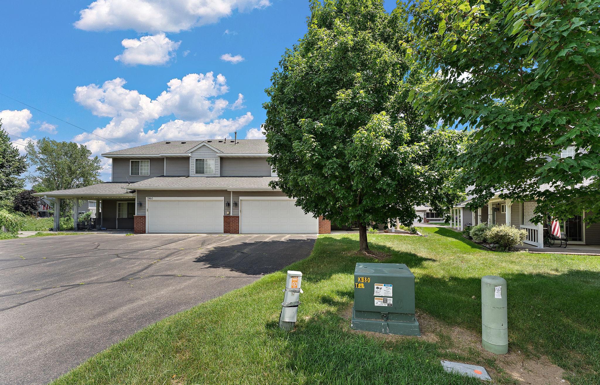 7858 Marilyn Dr, Lino Lakes, MN 55014
