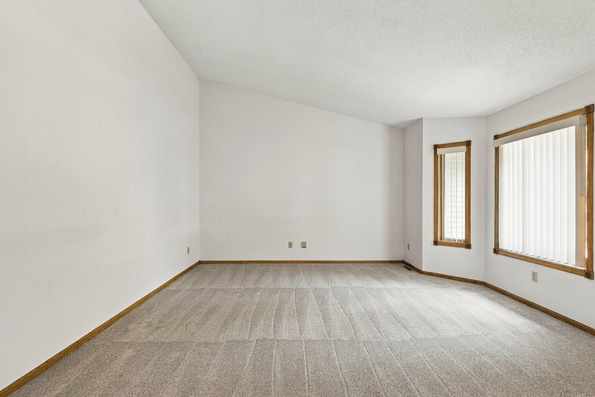 330 NW Shady Ridge Rd NW, Hutchinson, MN 55350