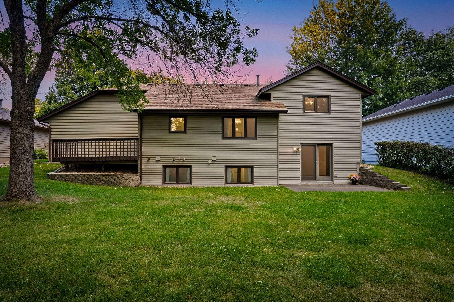 330 NW Shady Ridge Rd NW, Hutchinson, MN 55350