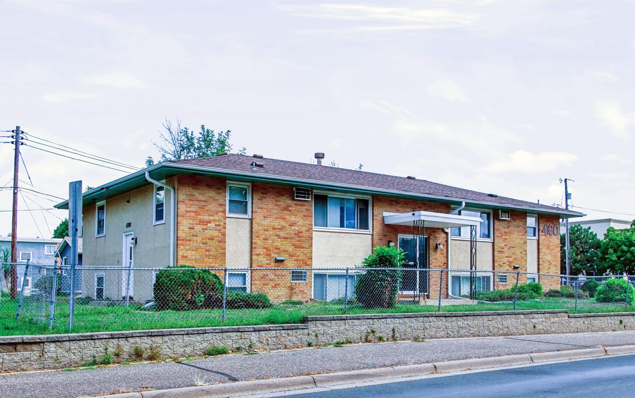 4100 Lakebreeze Ave, Brooklyn Center, MN 55429