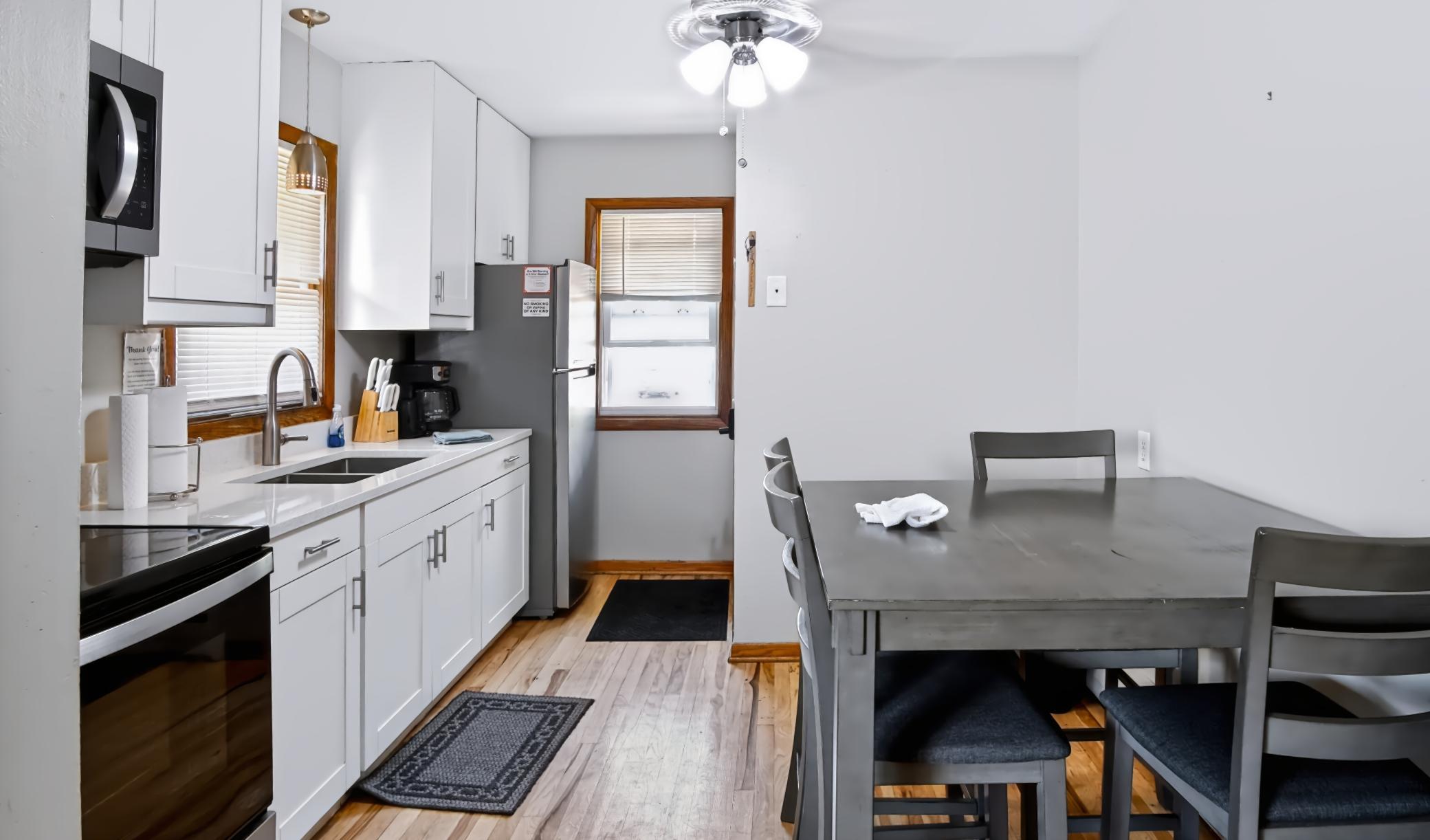 4100 Lakebreeze Ave, Brooklyn Center, MN 55429
