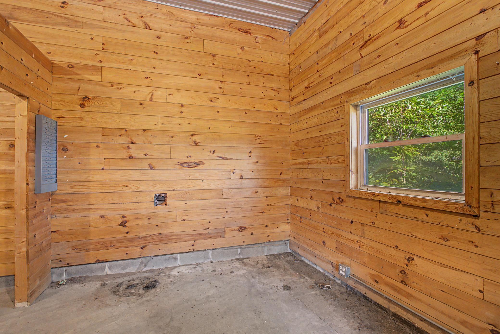 37981 Southfork Rd, Hinckley, MN 55037