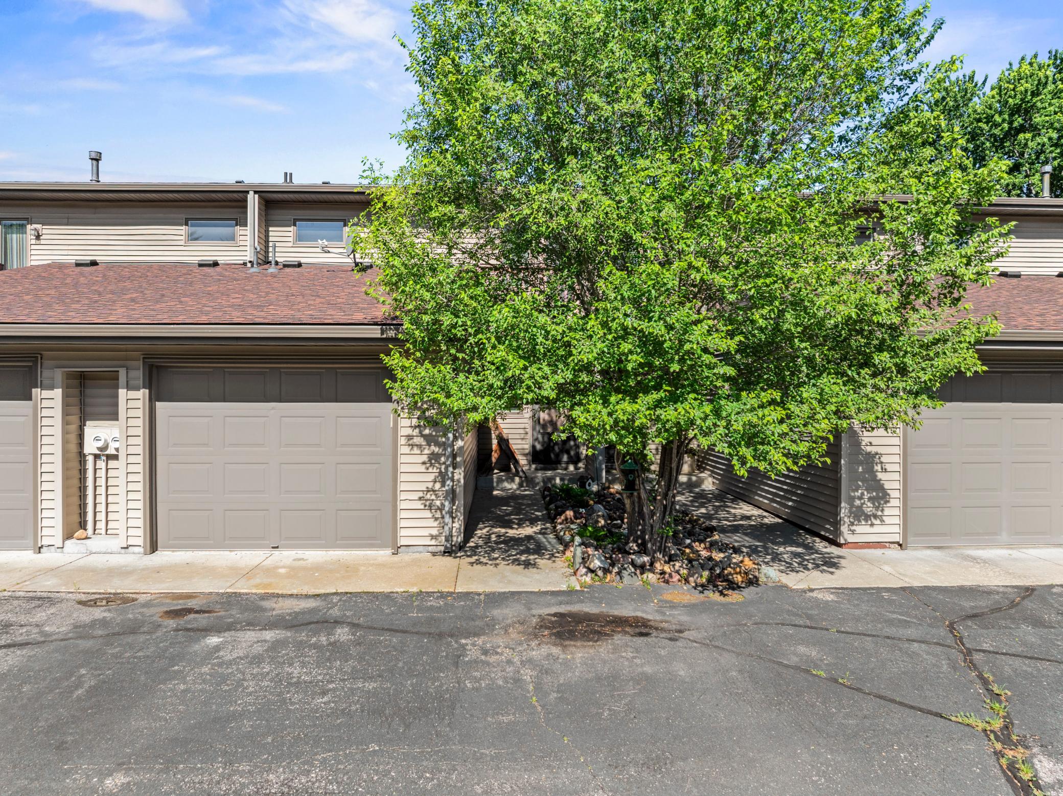 1168 Highland Ave, Northfield, MN 55057