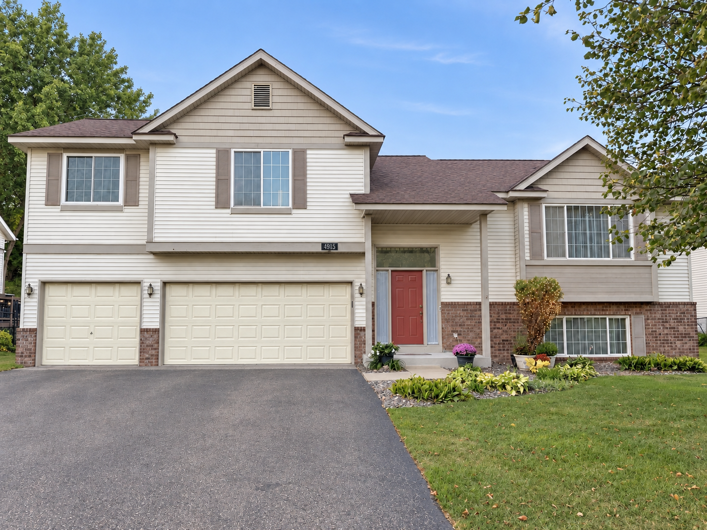 4915 193rd St W, Farmington, MN 55024