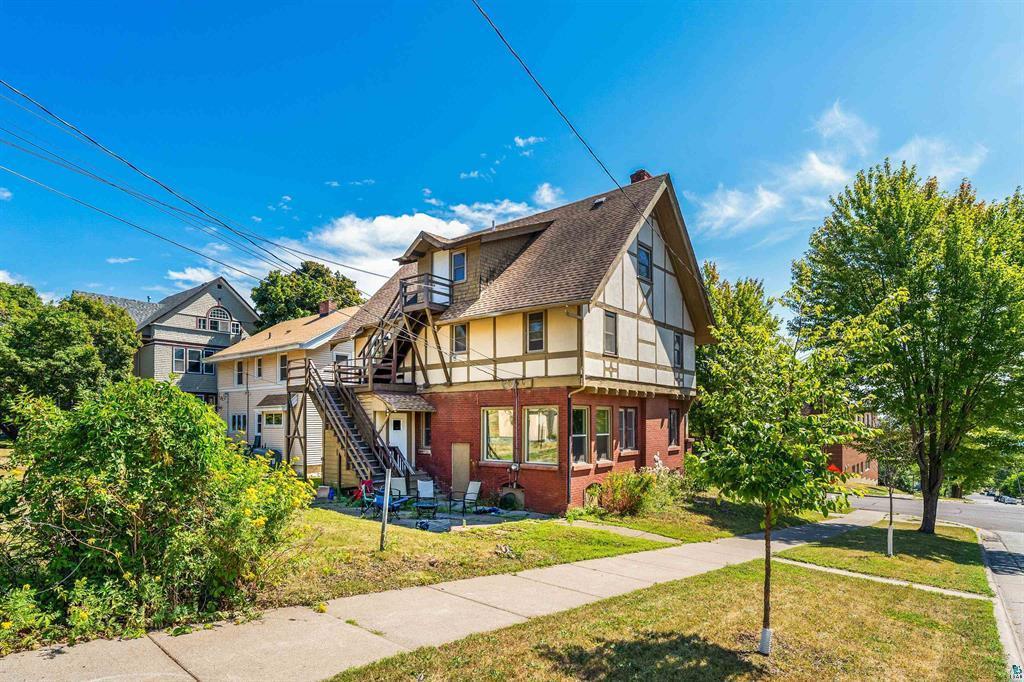1801 E 2nd St, Duluth, MN 55812