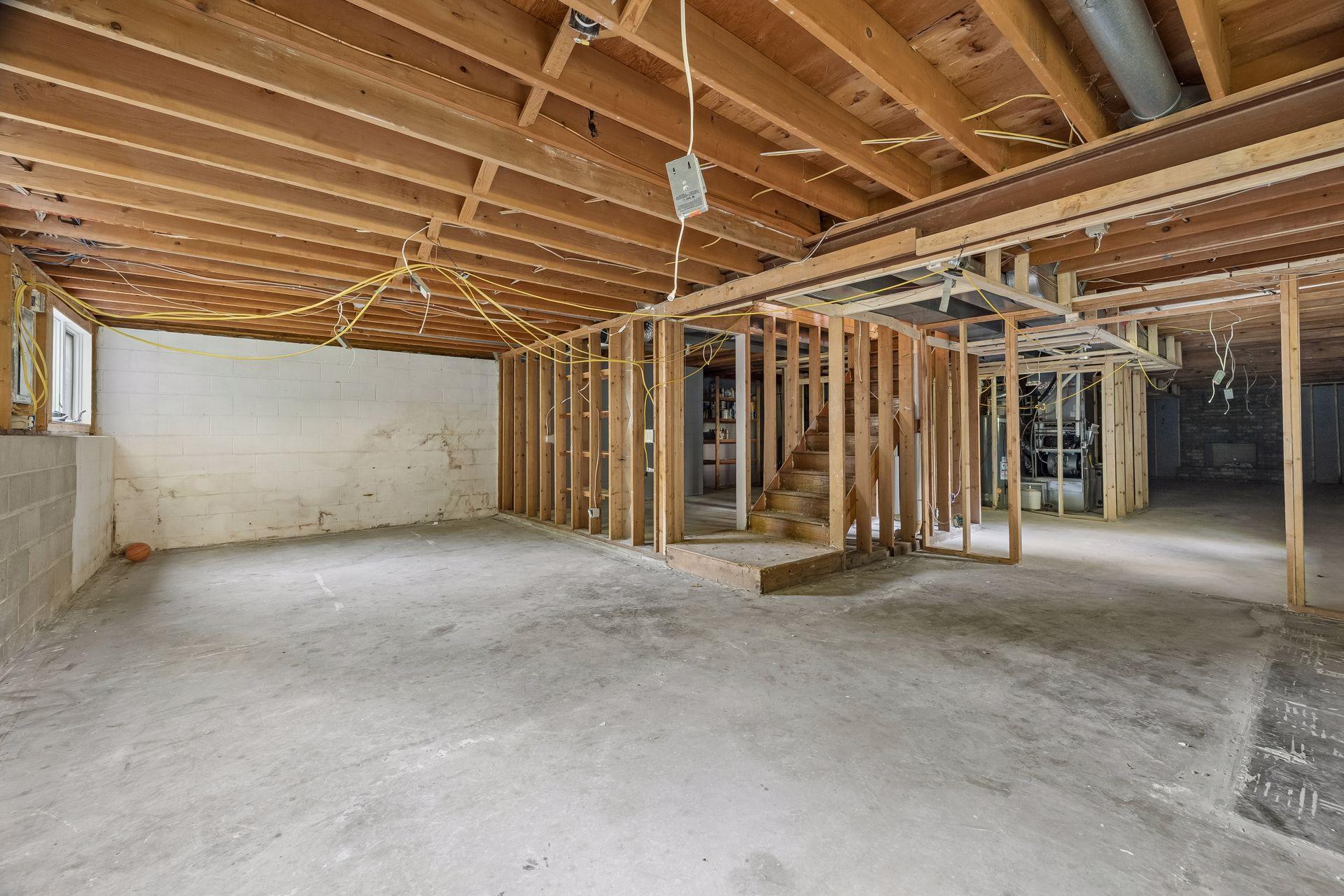 18160 Berry Ln, Wayzata, MN 55391