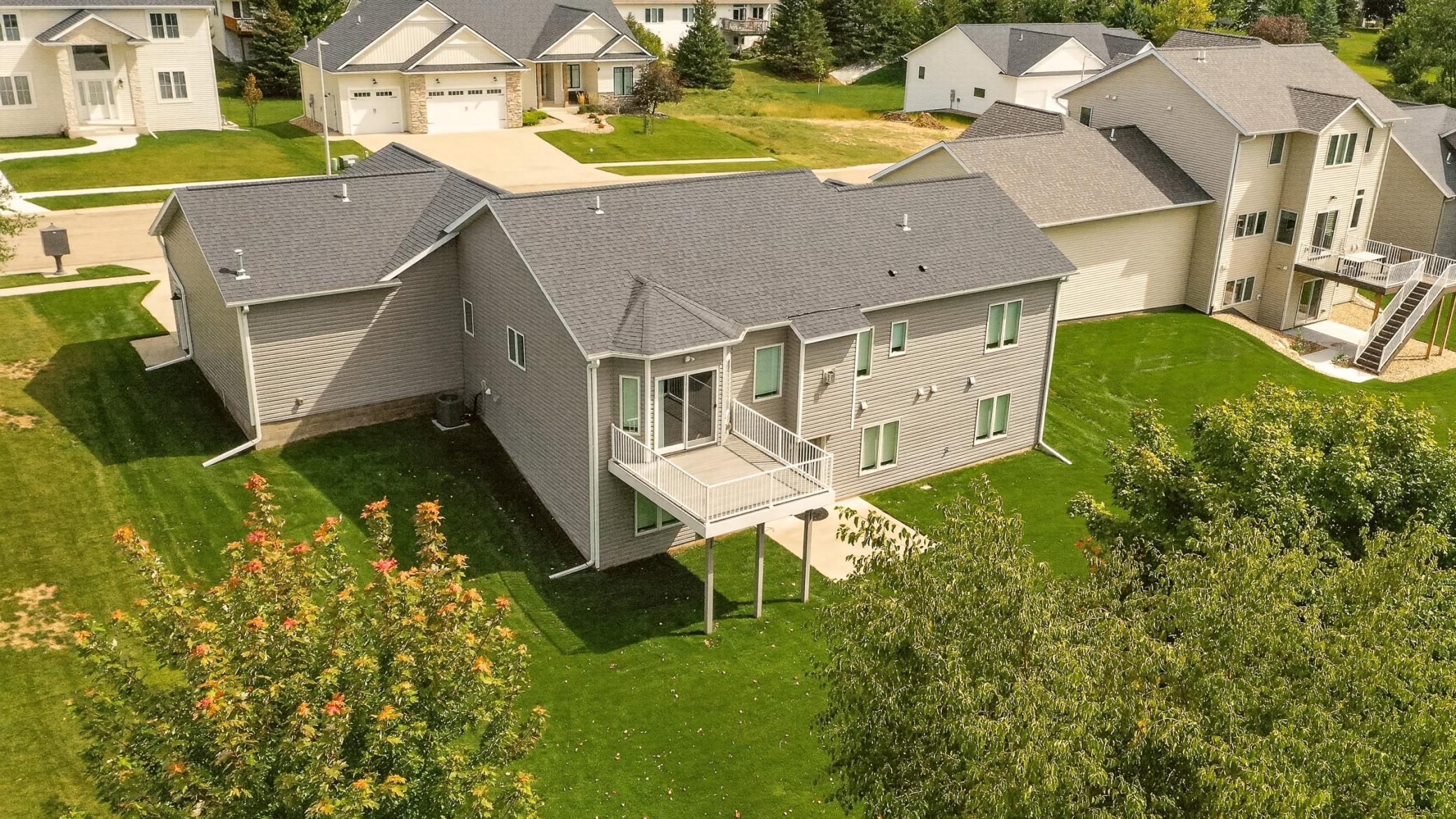 2238 Glady Ln NE, Rochester, MN 55906