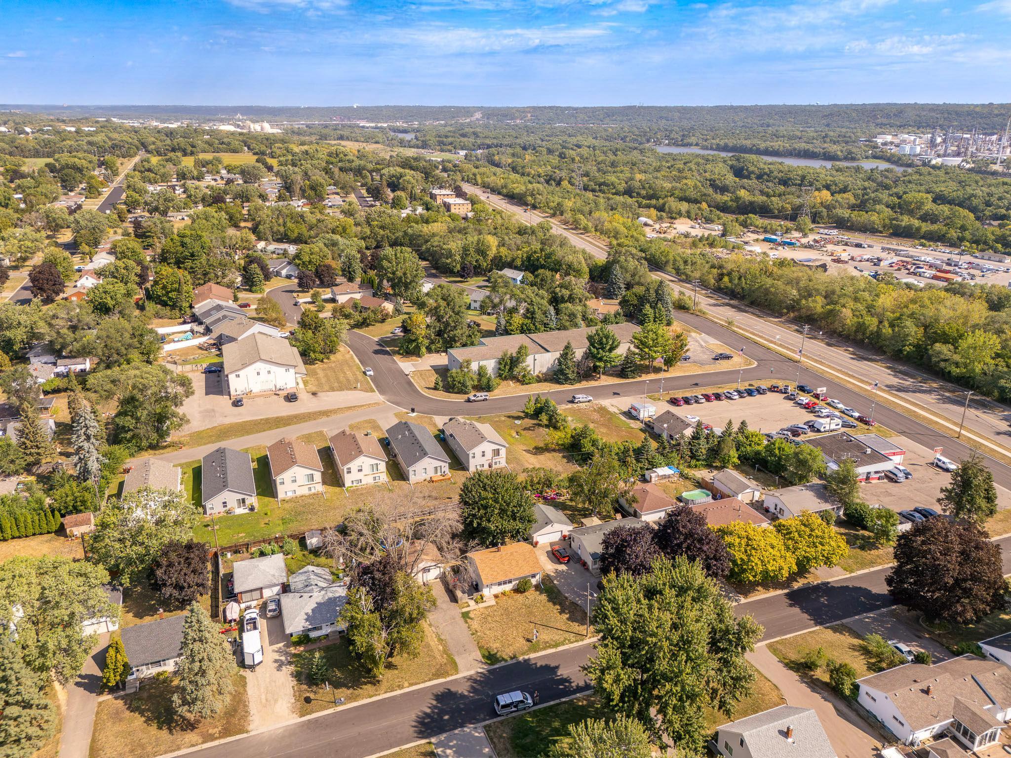 4043 74th St E, Inver Grove Heights, MN 55076