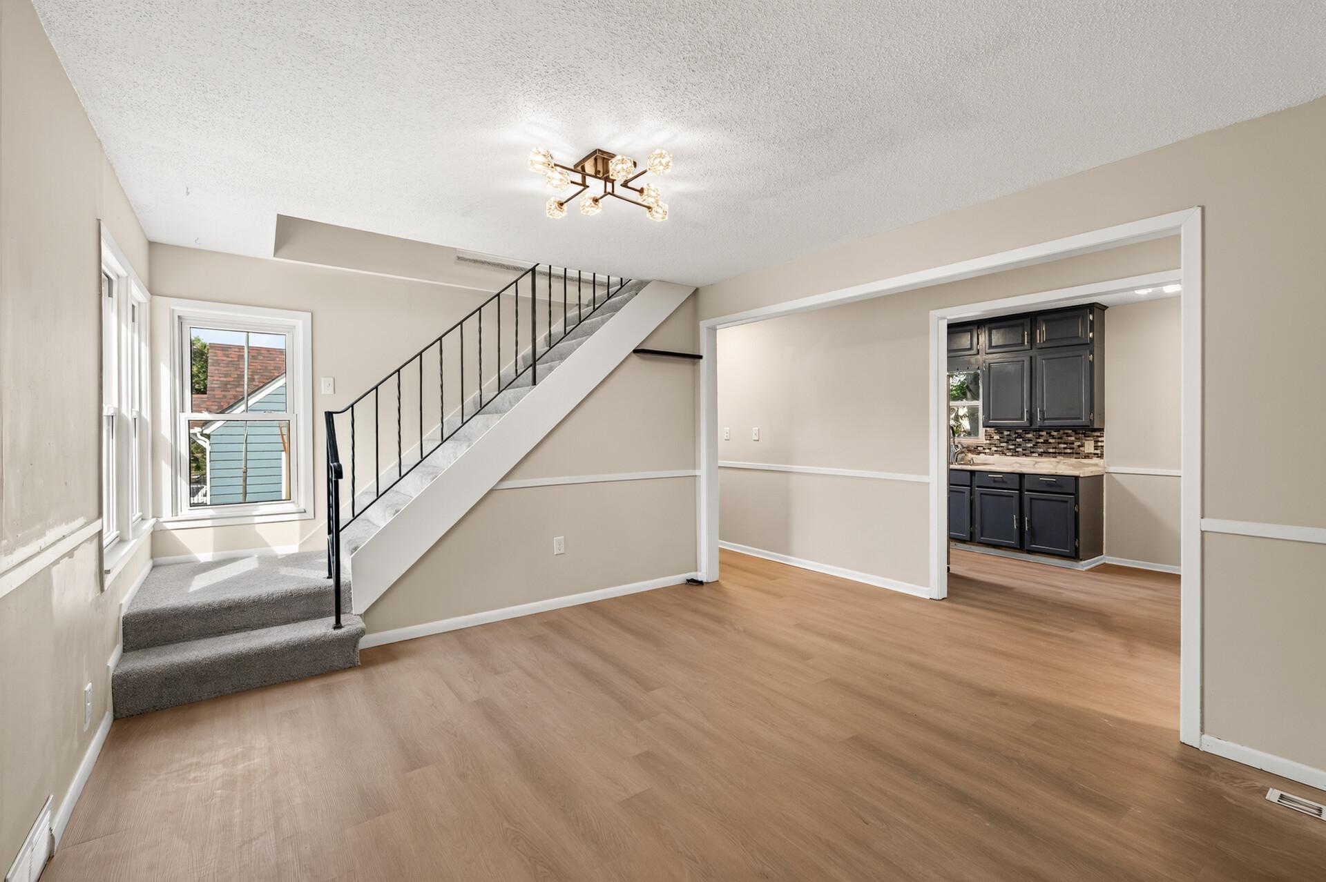 2057 Sherwood Ave, Saint Paul, MN 55119