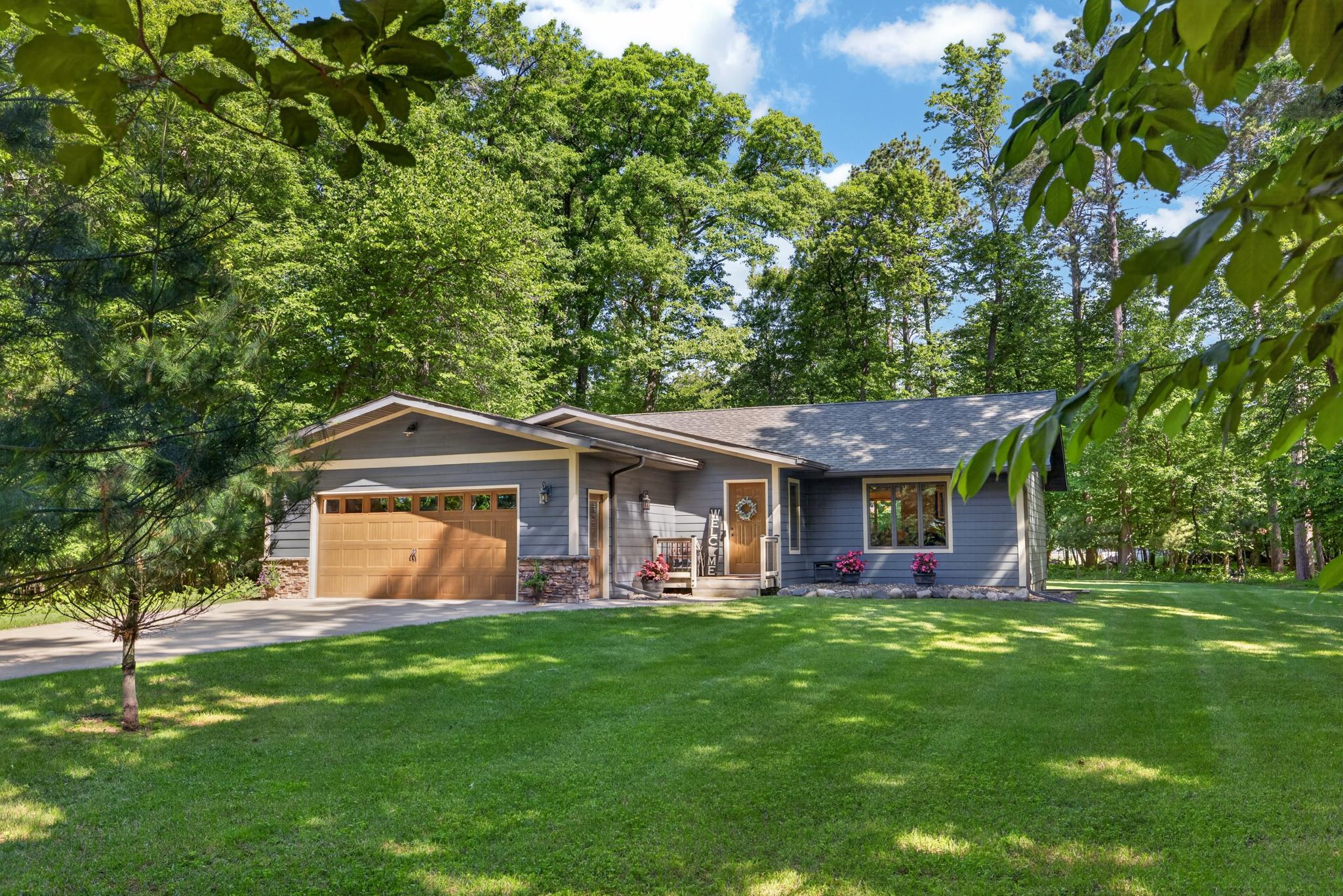 6108 Bittersweet Ln, Nisswa, MN 56468