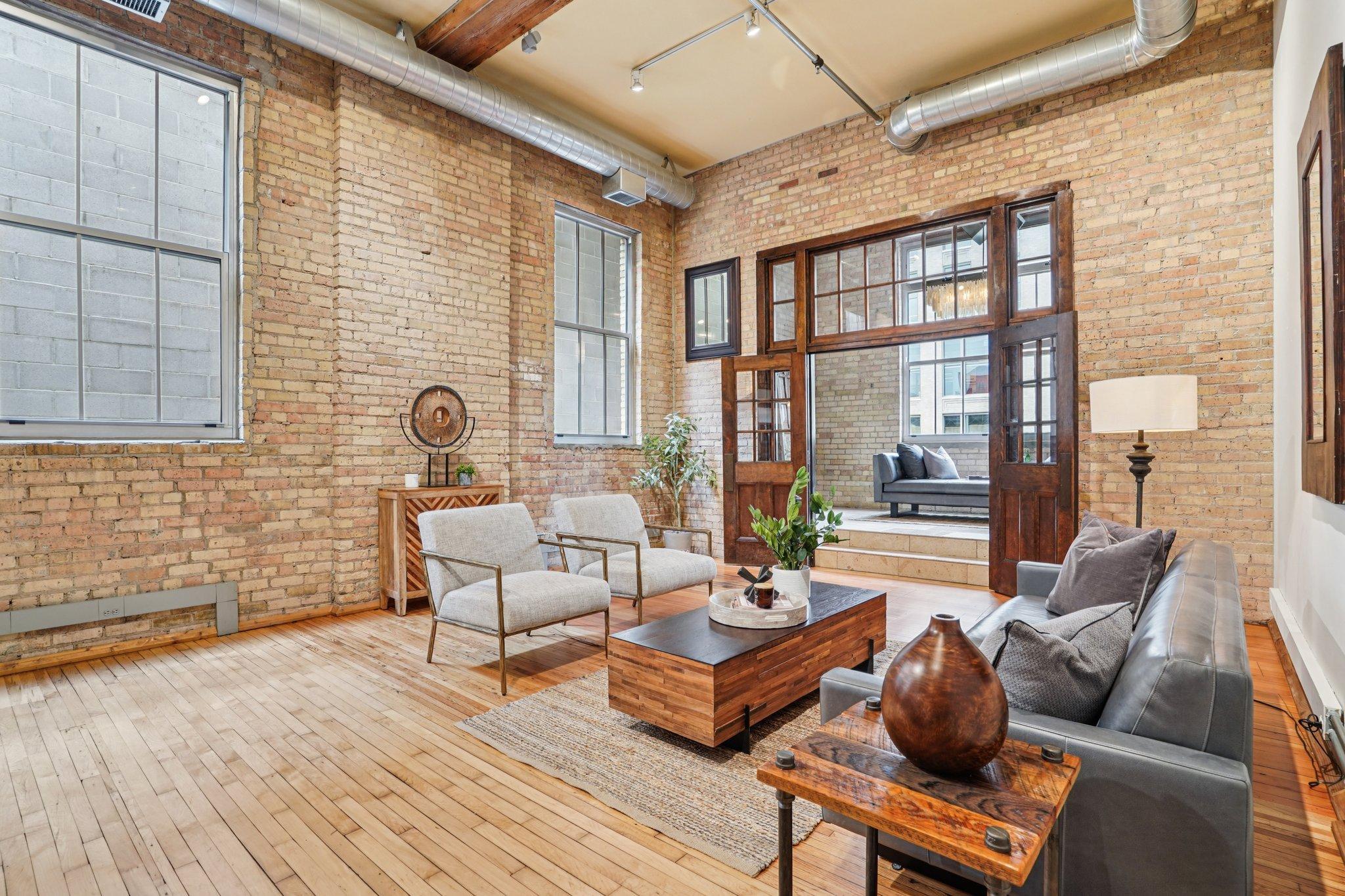 801 Washington Ave N #222, Minneapolis, MN 55401