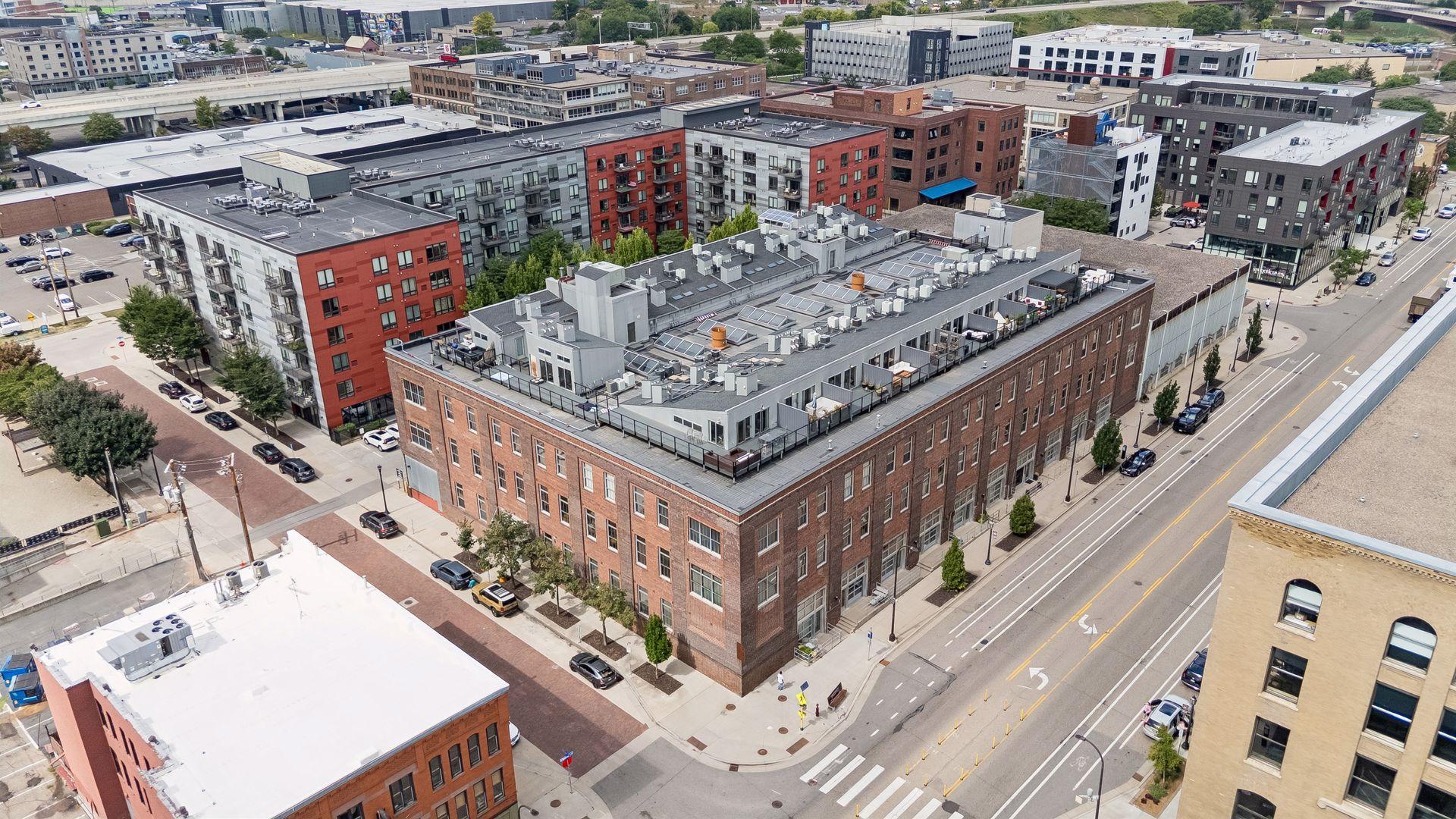 801 Washington Ave N #321, Minneapolis, MN 55401