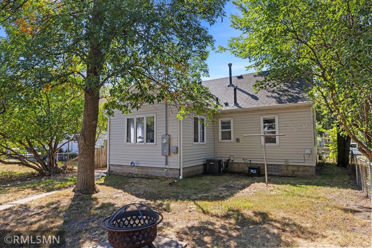 4906 Logan Ave N, Minneapolis, MN 55430