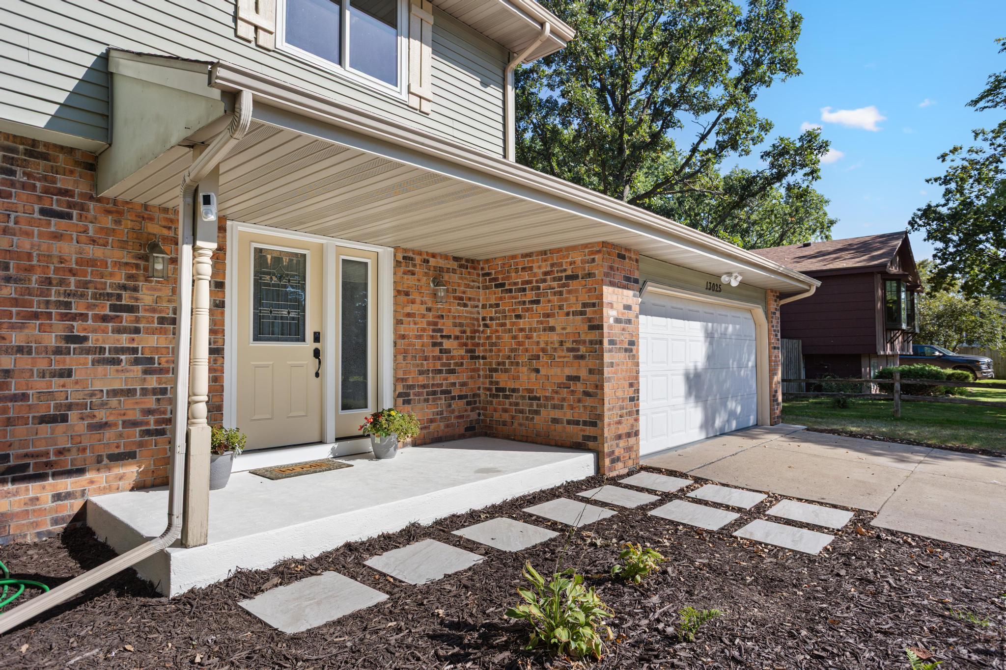 13025 Eldorado St NE, Blaine, MN 55449