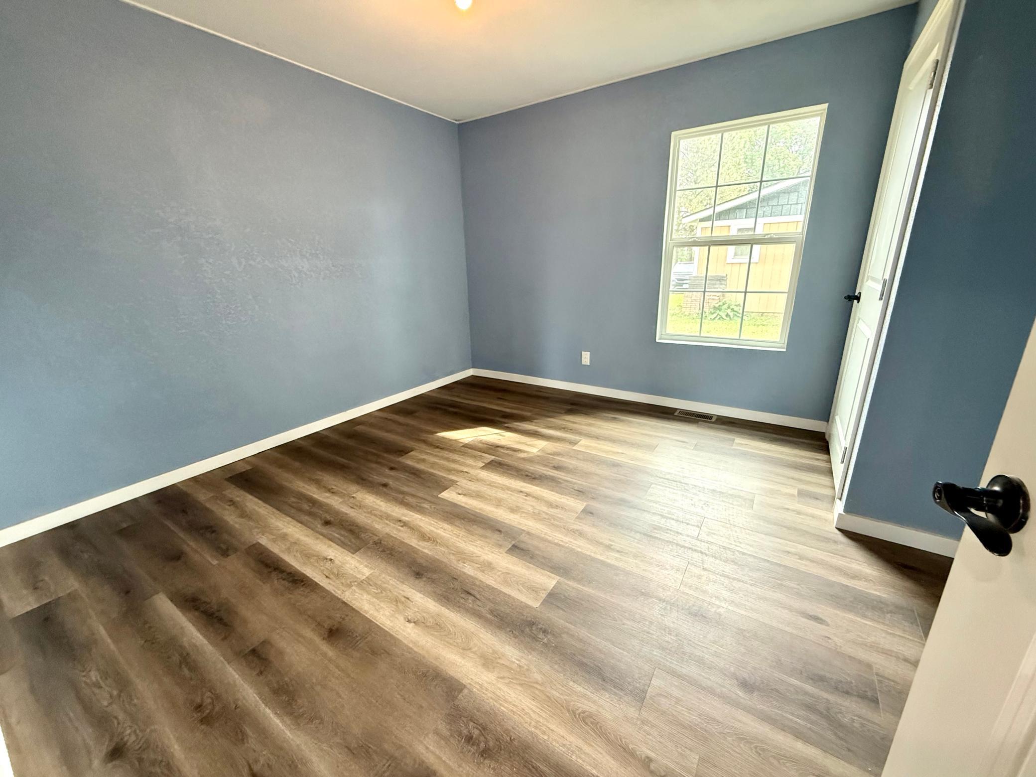 131 N Drury St, Redwood Falls, MN 56283