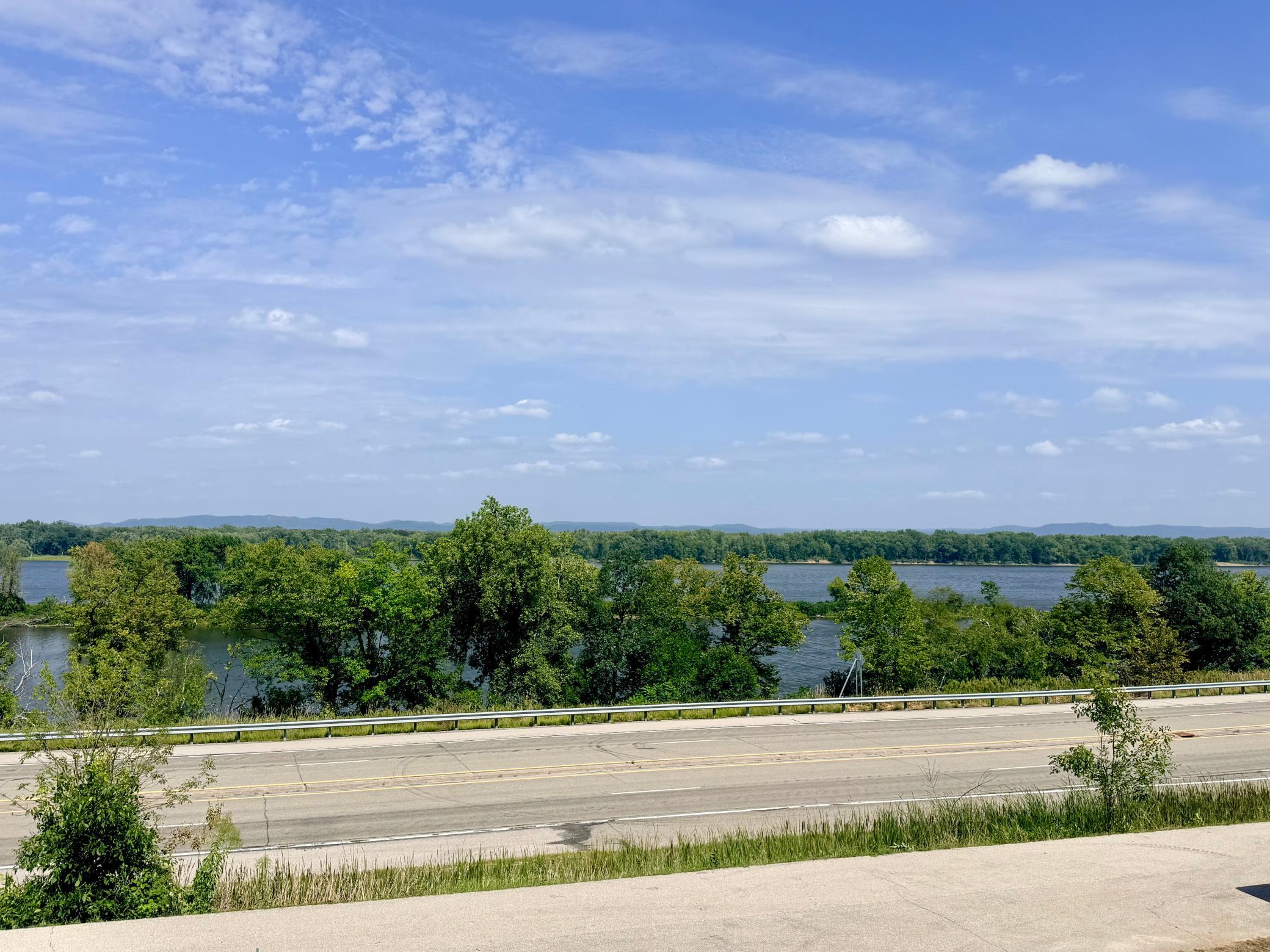 27317 Fern Glen Rd, Dakota, MN 55925