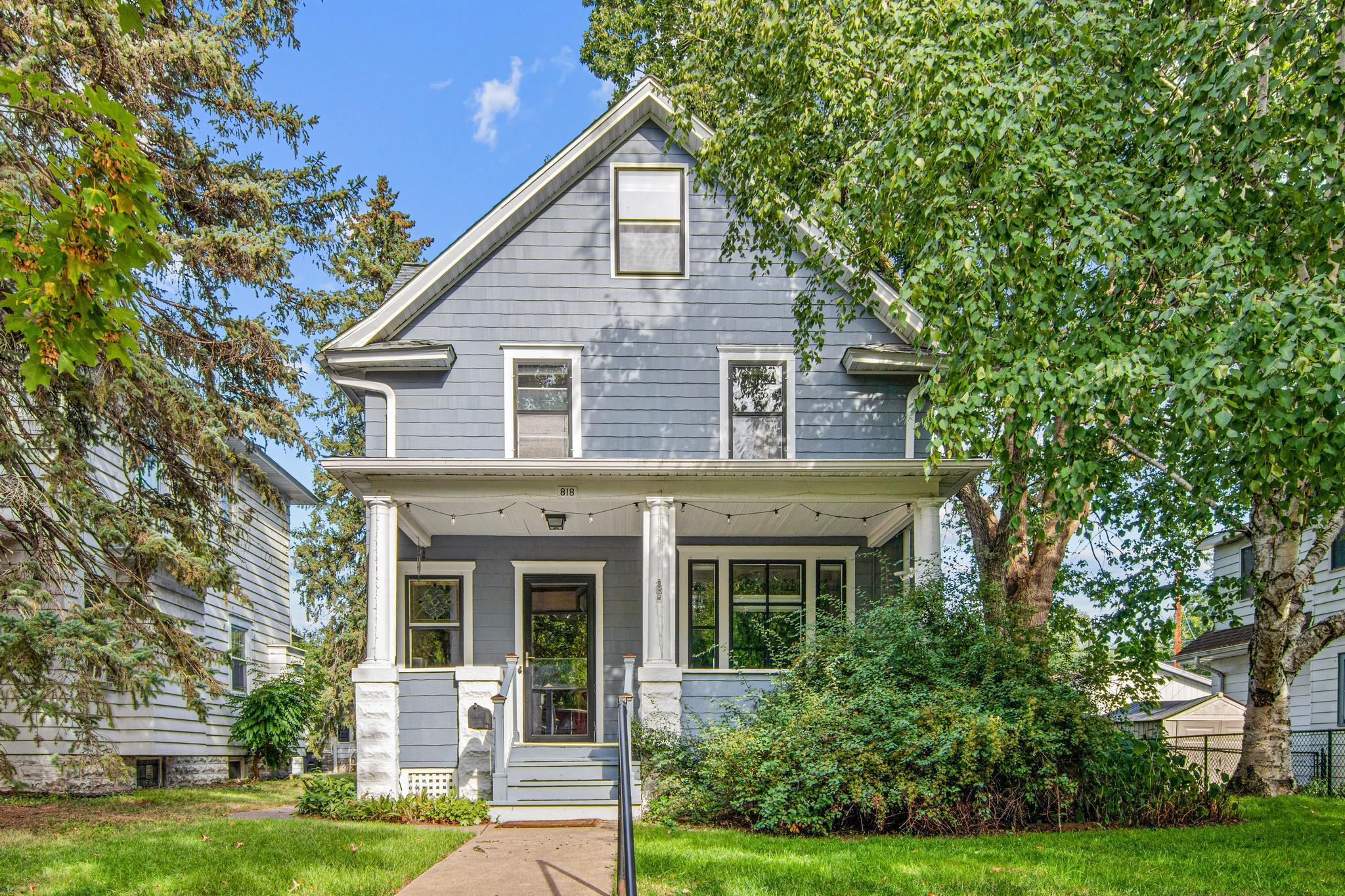 818 Delaware Ave, Saint Paul, MN 55107