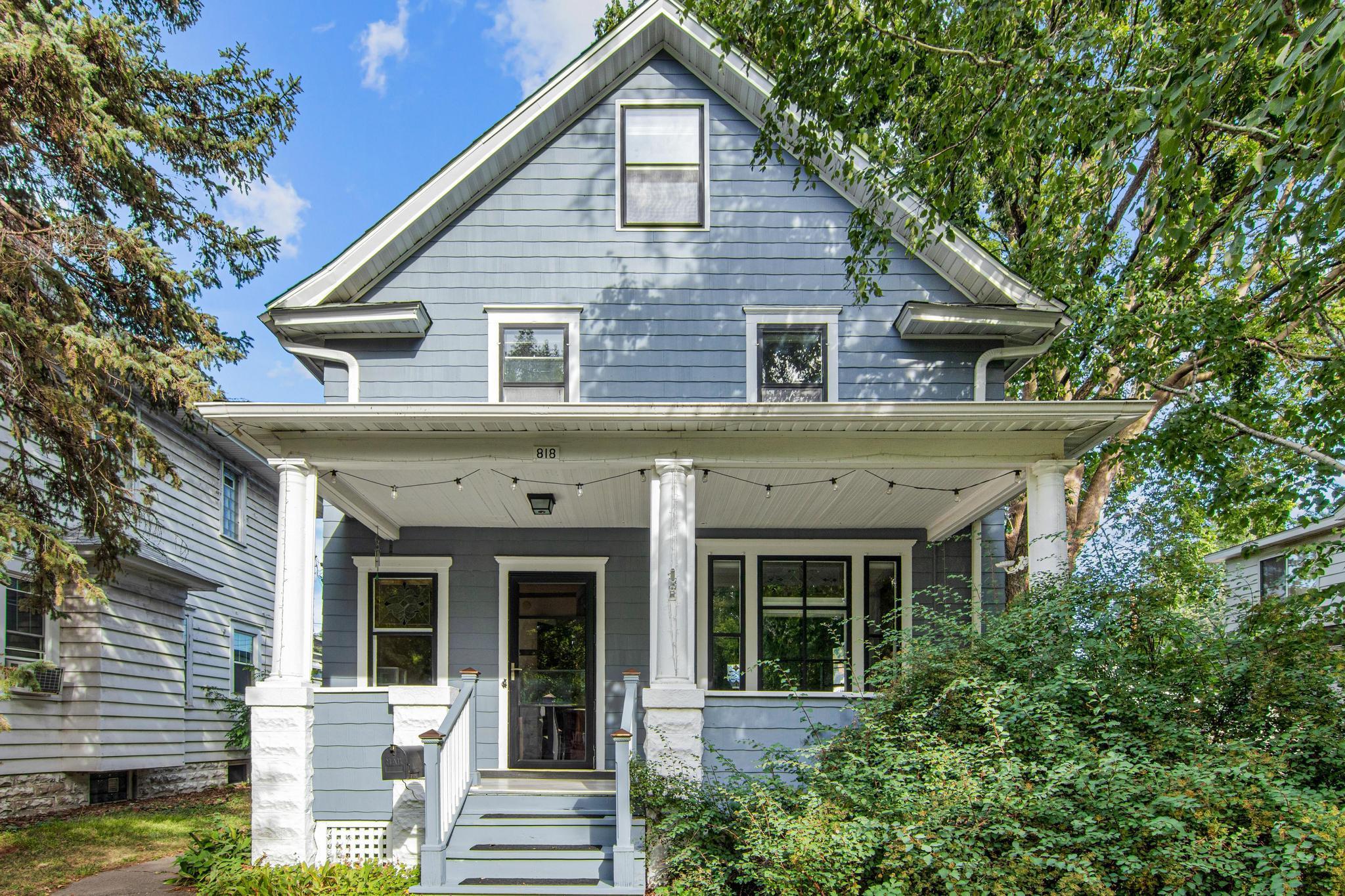 818 Delaware Ave, Saint Paul, MN 55107