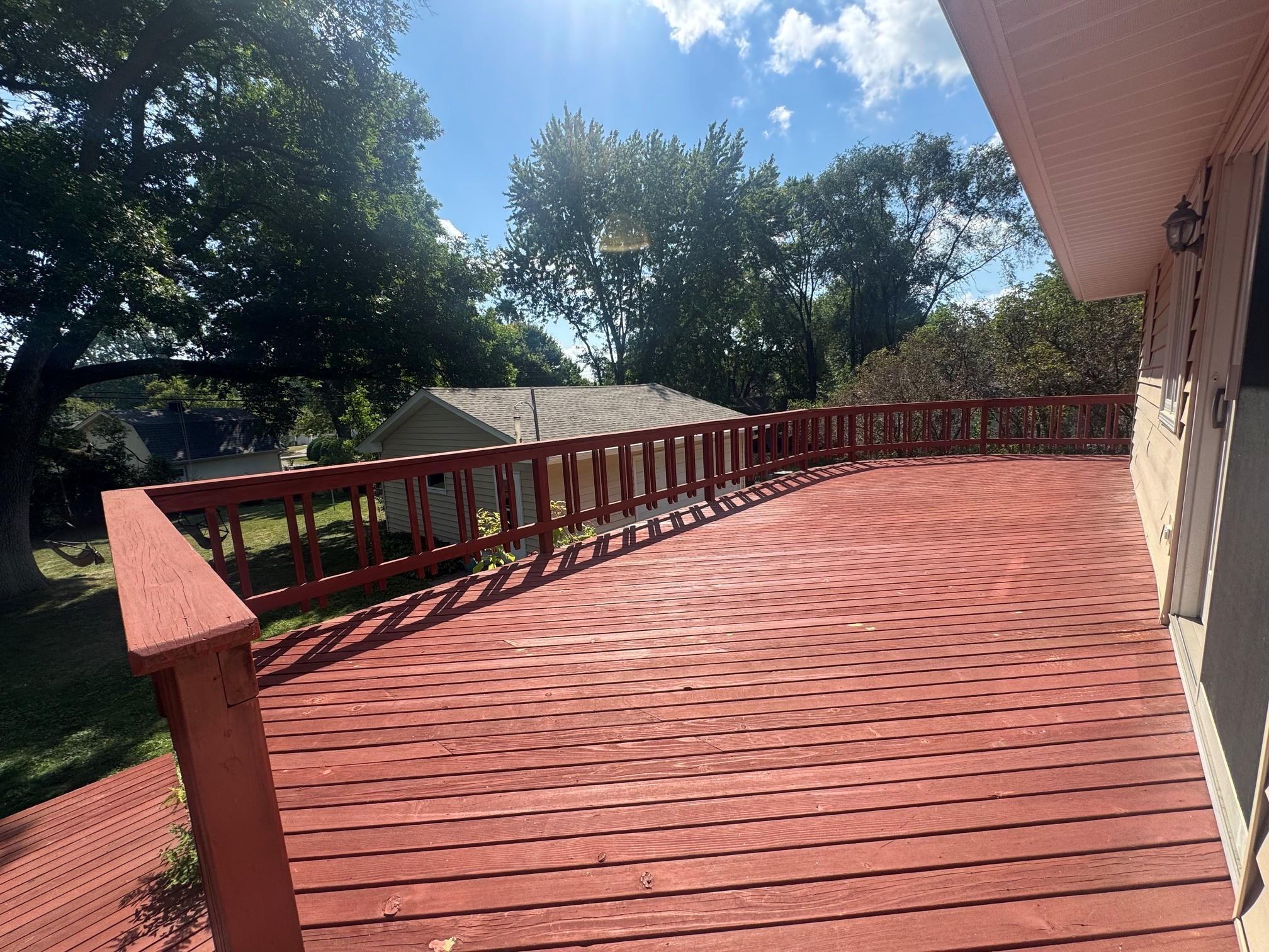 450 Ranchview Ln N, Plymouth, MN 55447