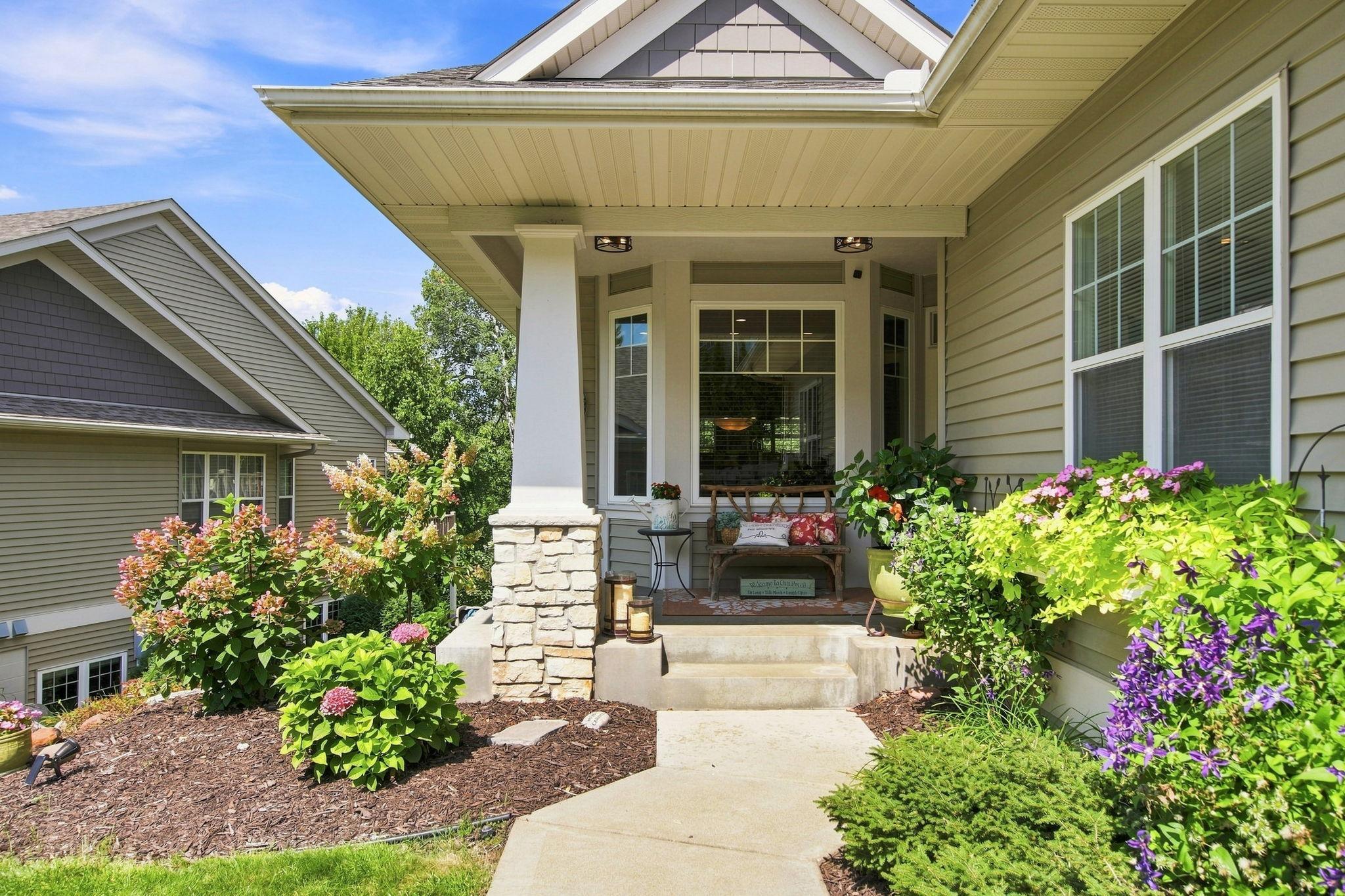 8958 Coffman Pa, Inver Grove Heights, MN 55076