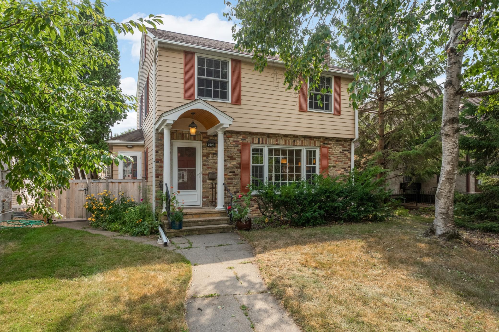 2126 Scheffer Ave, Saint Paul, MN 55116