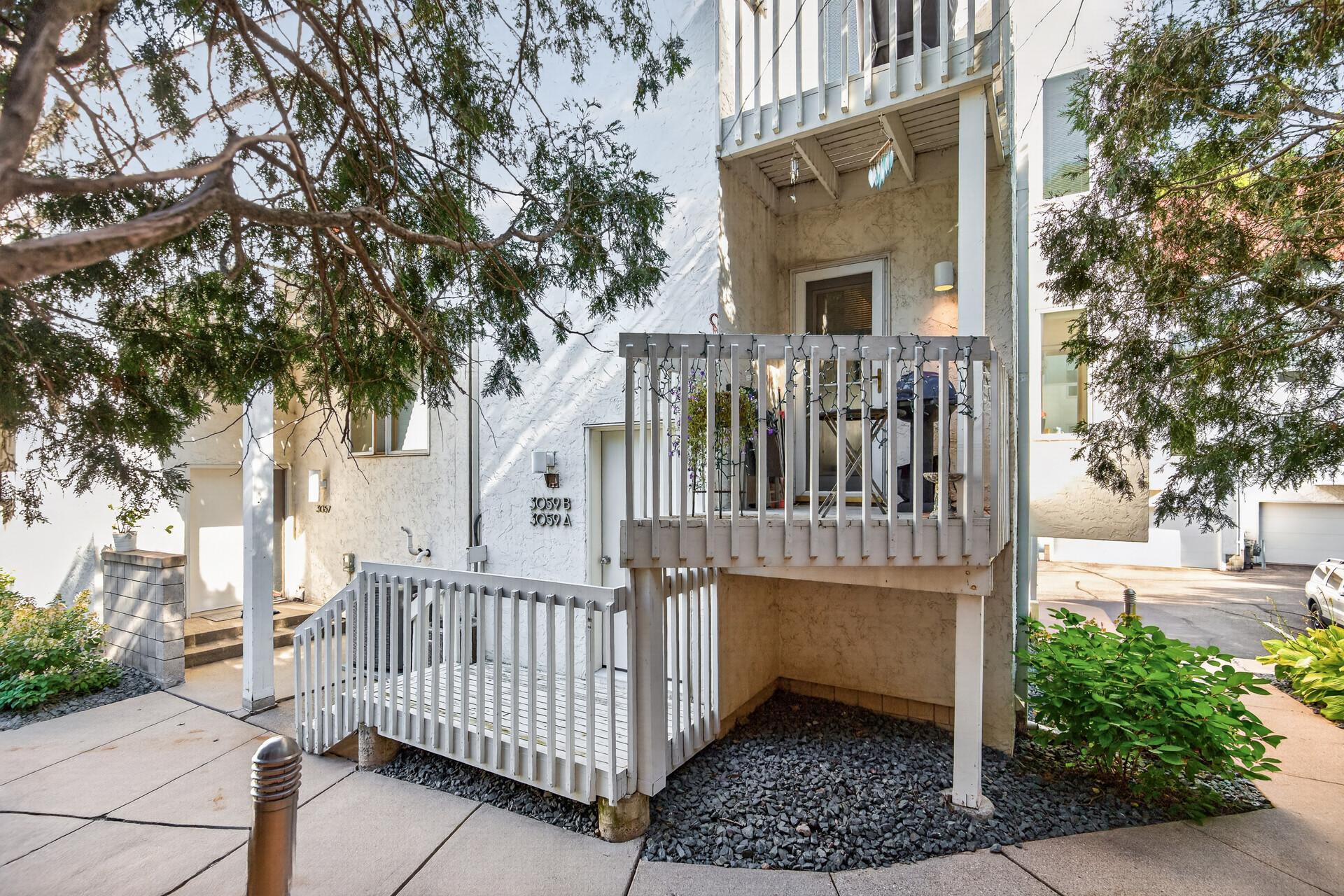 3059 Lake Shore Dr #A, Minneapolis, MN 55416