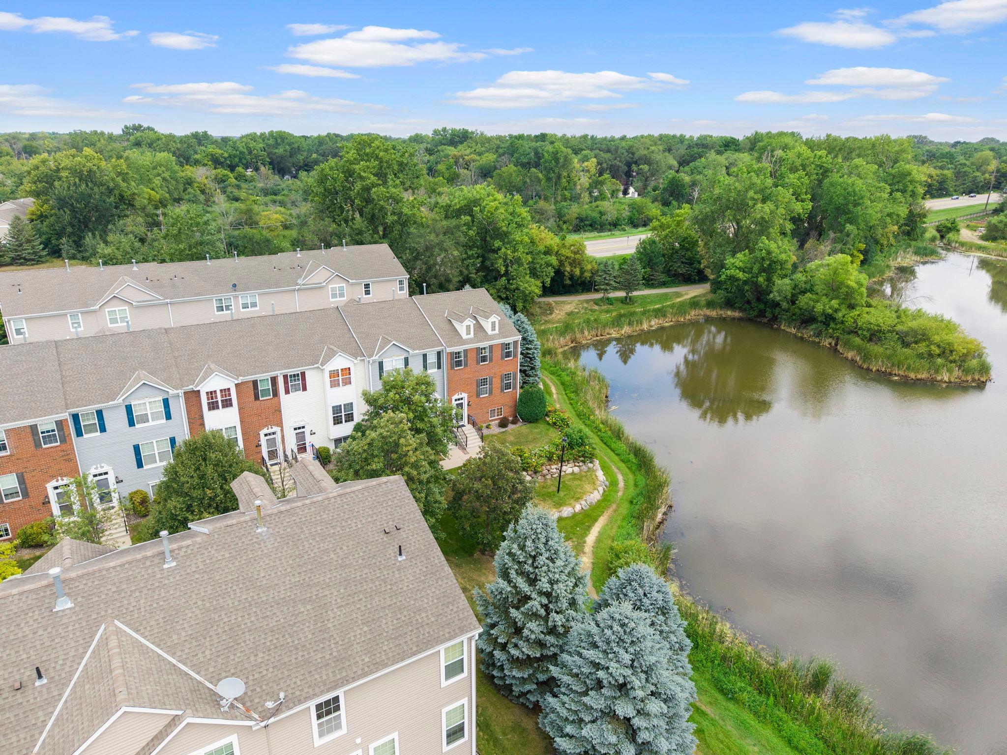 510 Village Pw, Circle Pines, MN 55014