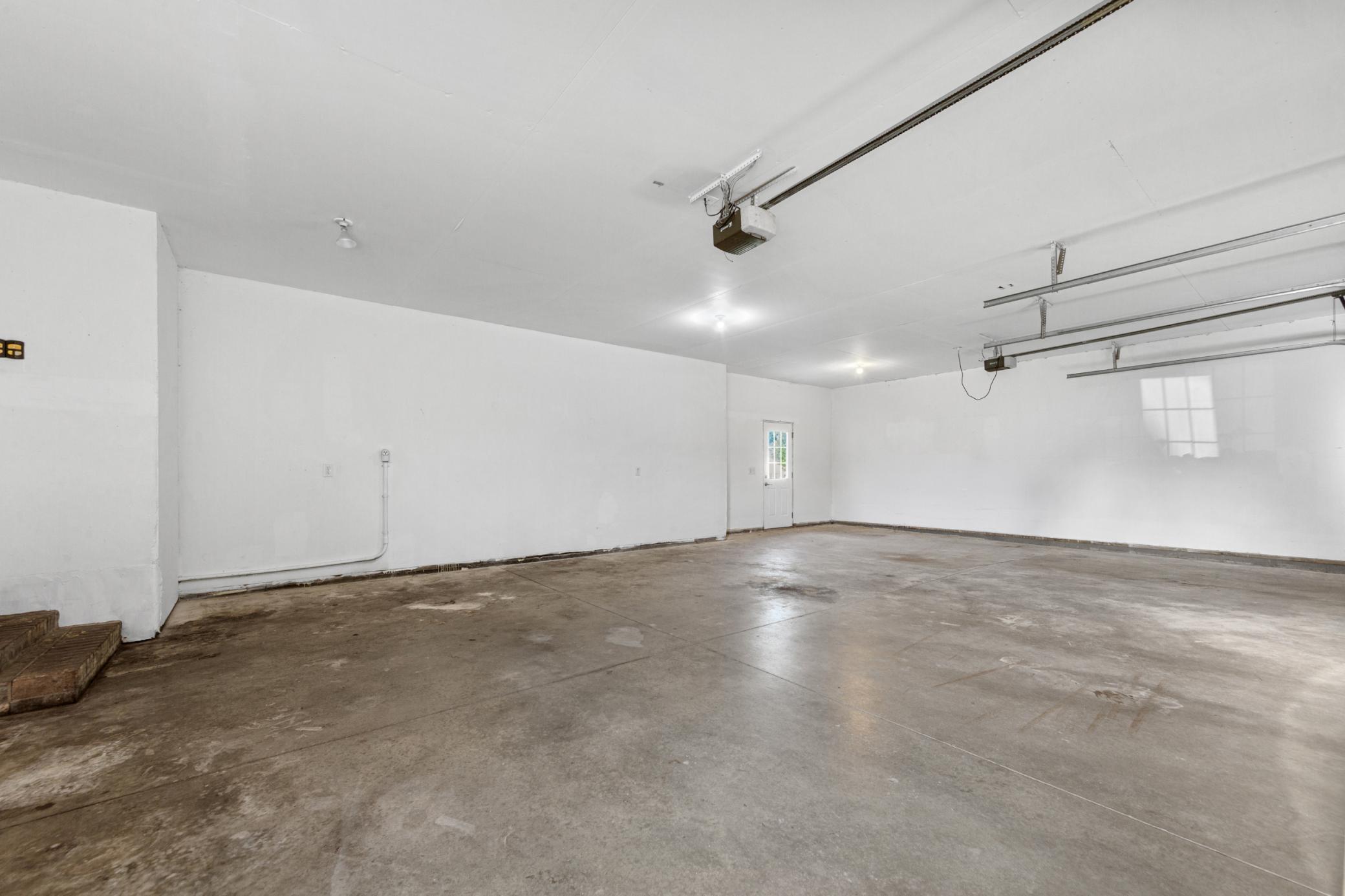 1390 18th St SE, Owatonna, MN 55060