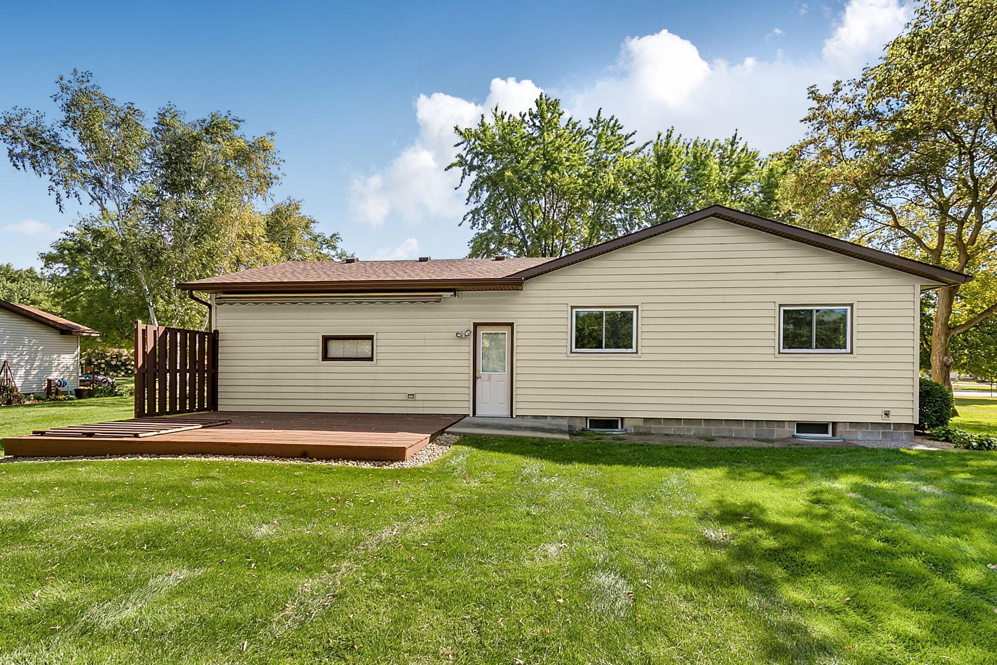 1211 Cypress Rd, Saint Cloud, MN 56303