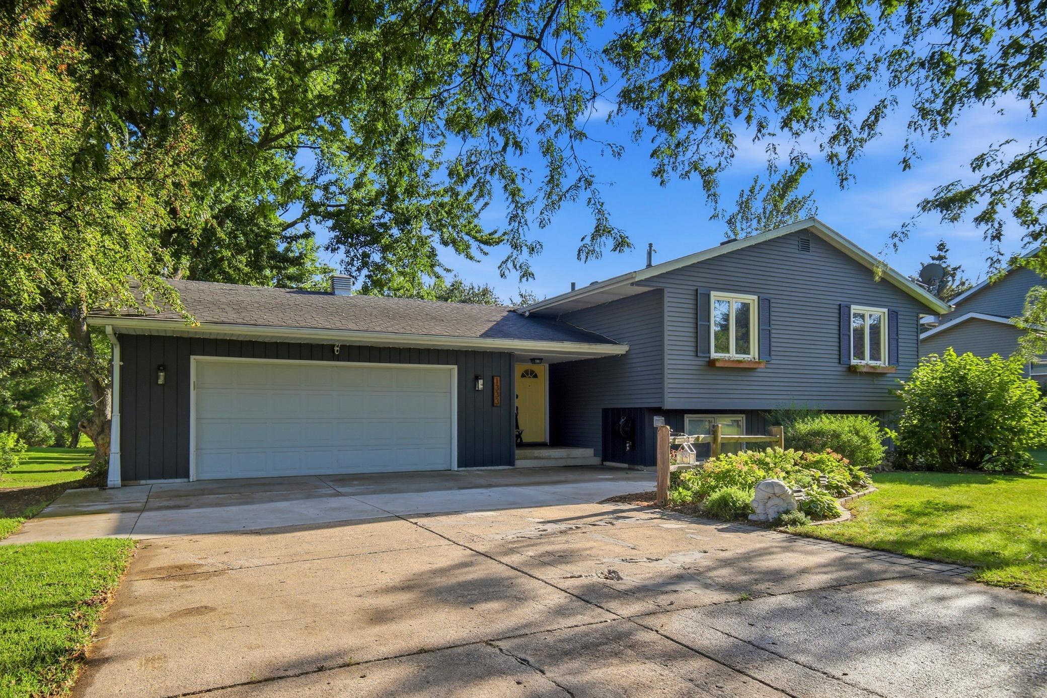1333 E Rose St, Owatonna, MN 55060