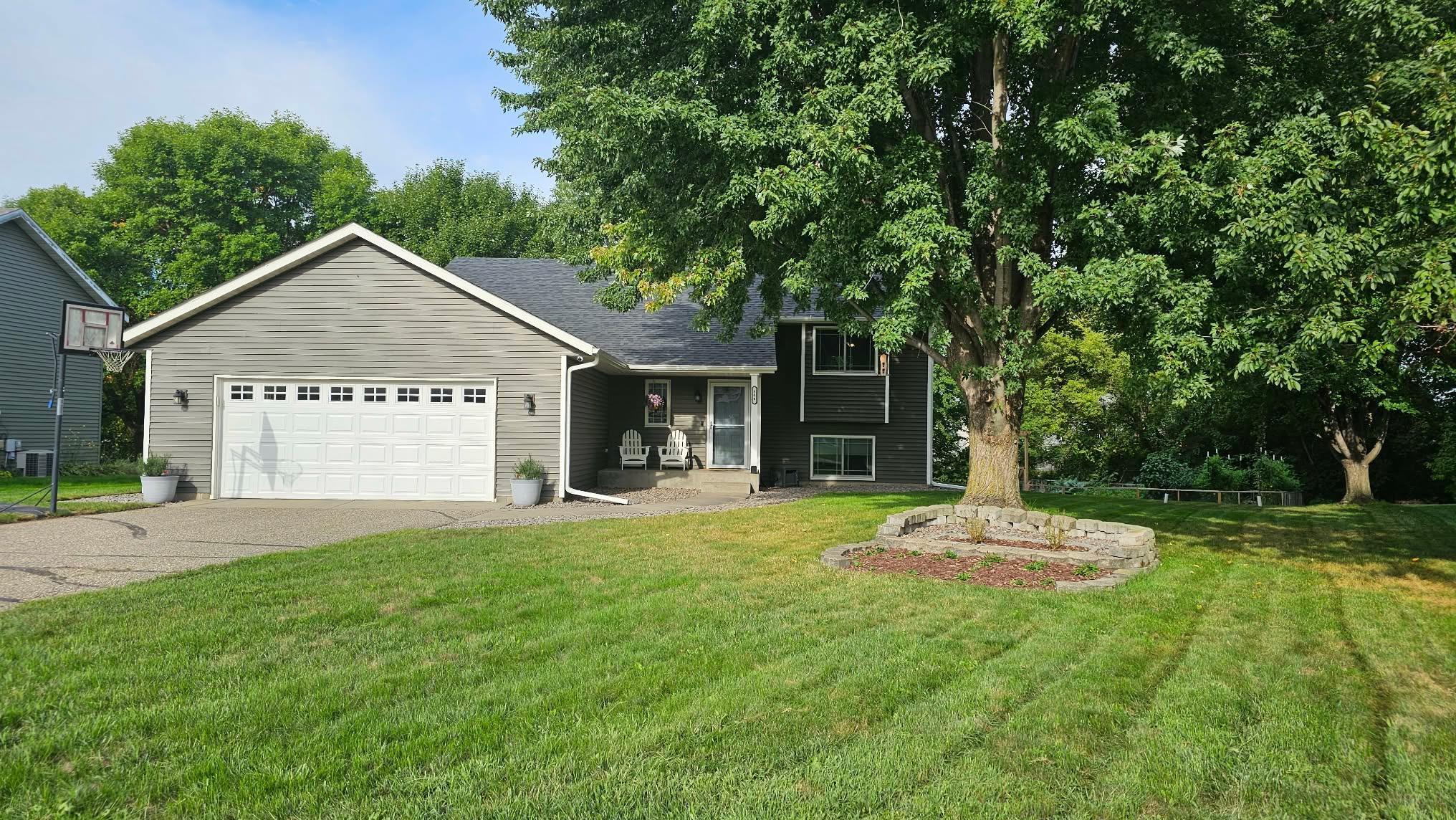804 Zakrajshek Ct, Sartell, MN 56377