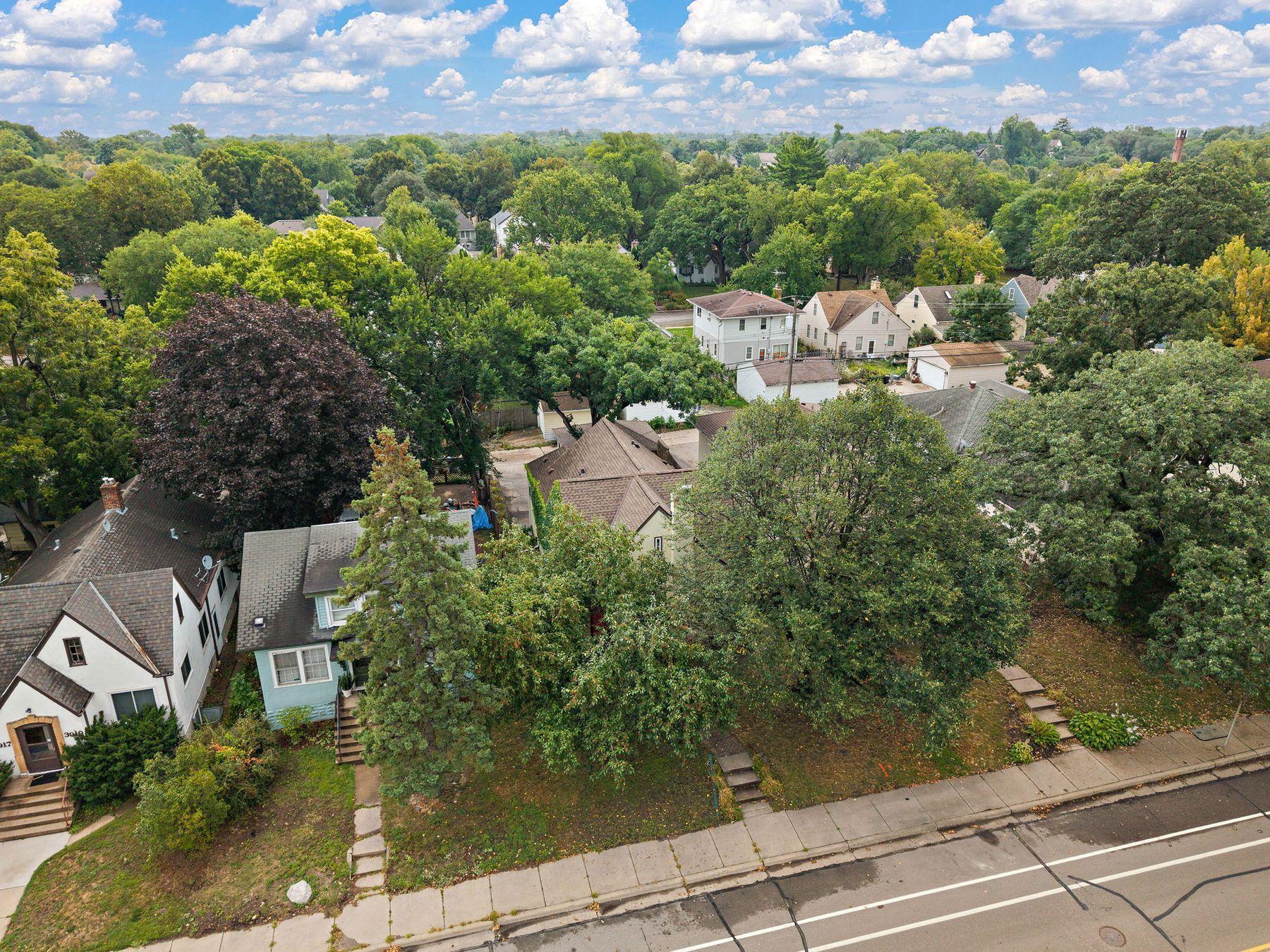 3925 France Ave S, Minneapolis, MN 55416