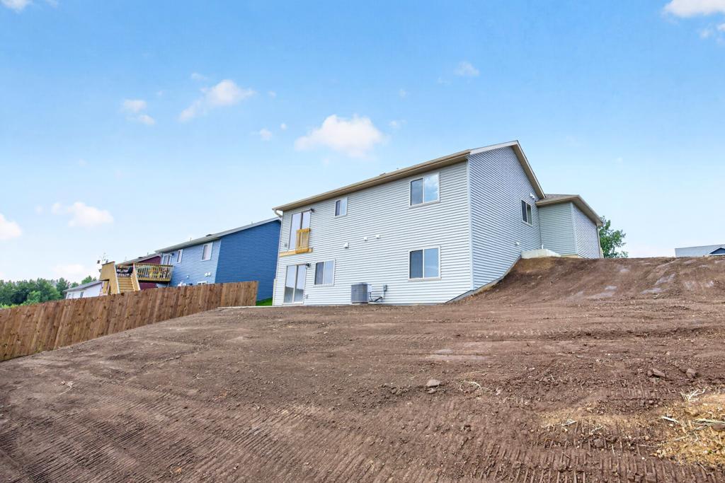 6176 Cody Ln NW, Rochester, MN 55901