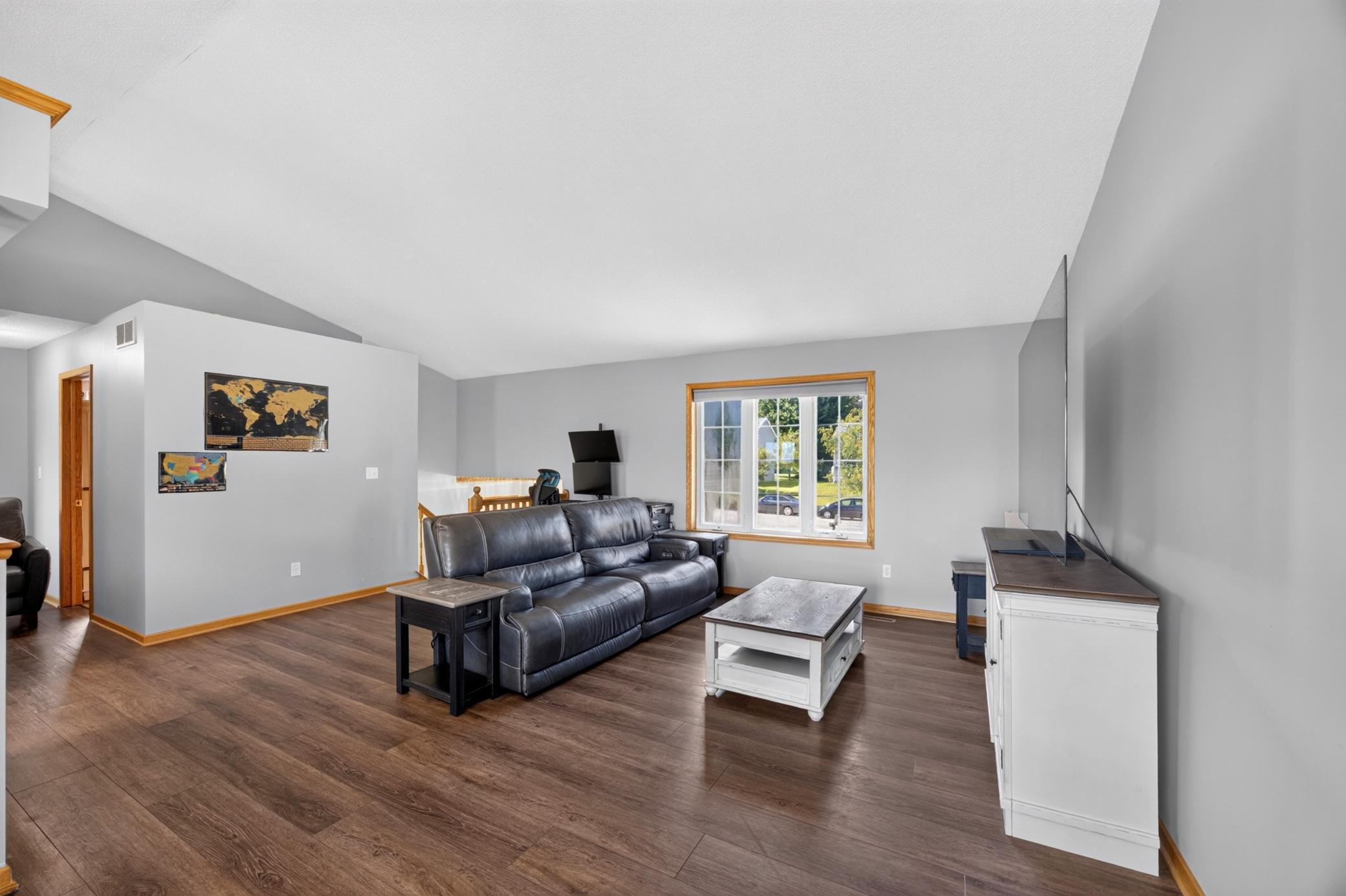 4639 Manor Park Dr NW, Rochester, MN 55901