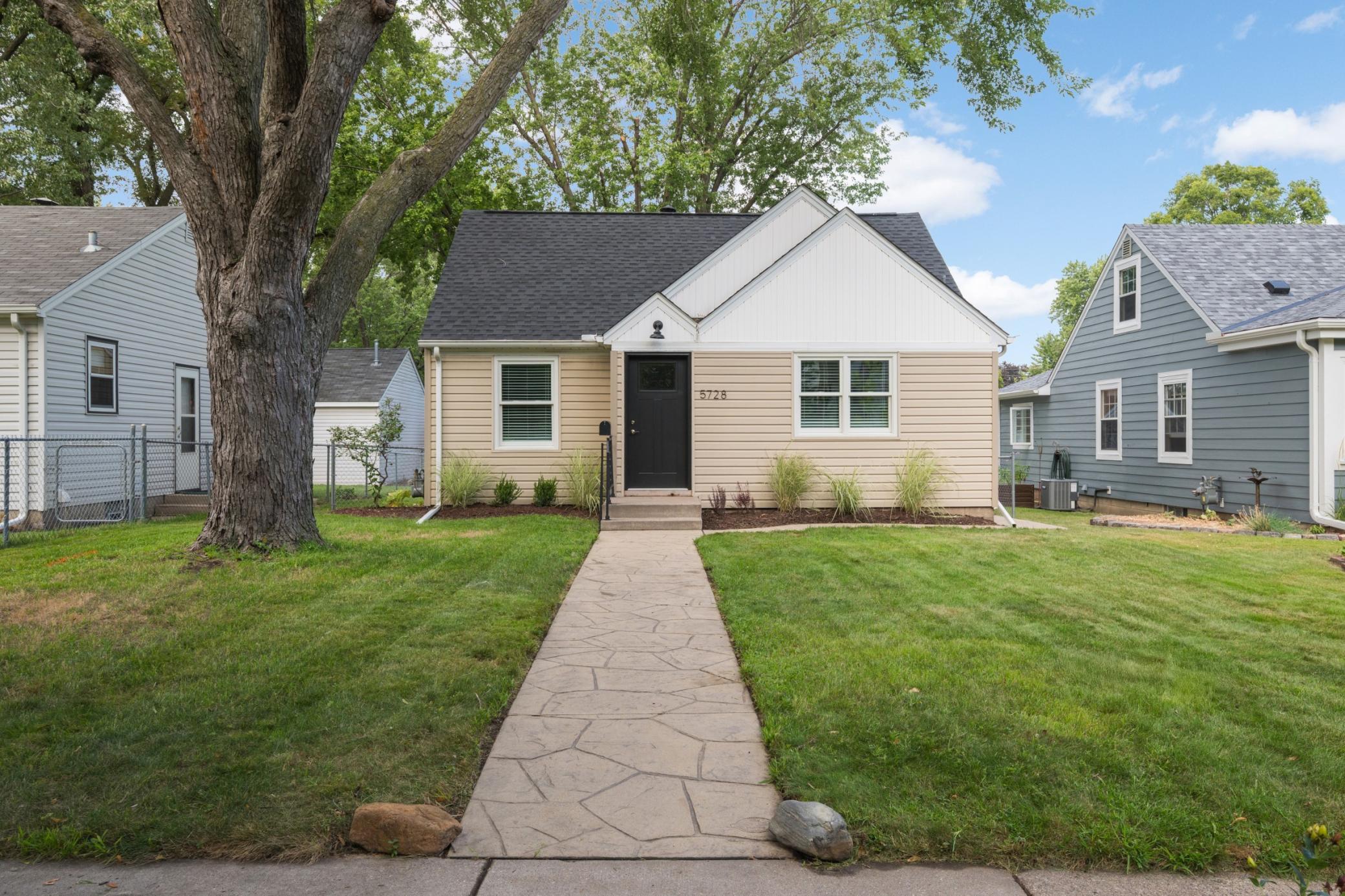 5728 41st Ave S, Minneapolis, MN 55417