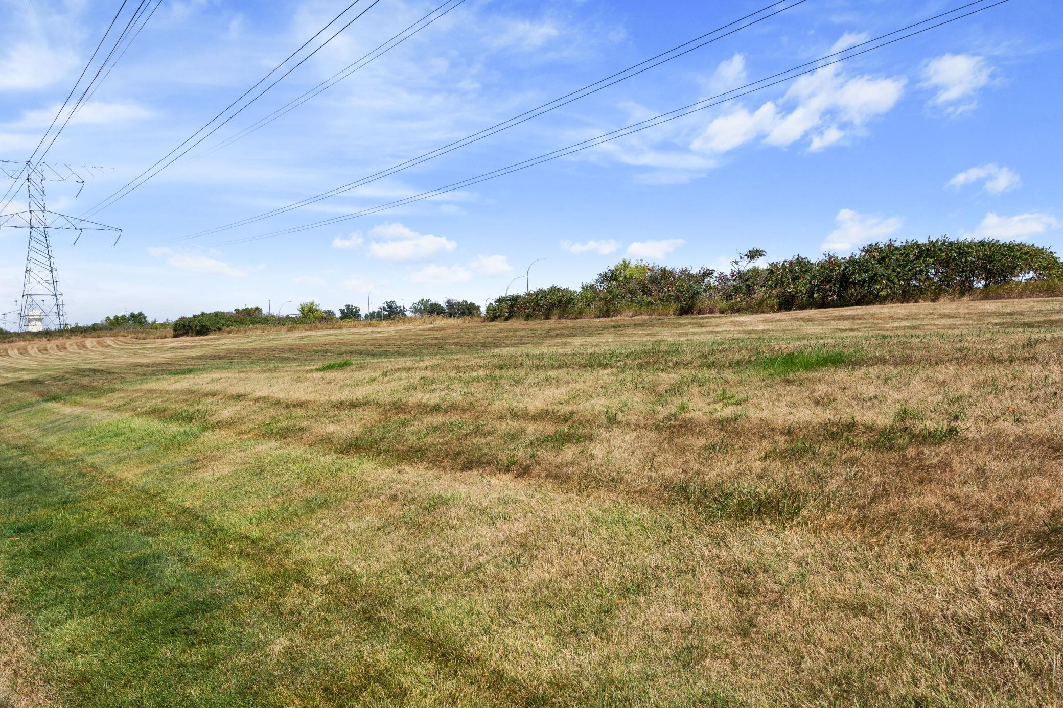 13440 60th Pl N #121, Plymouth, MN 55446