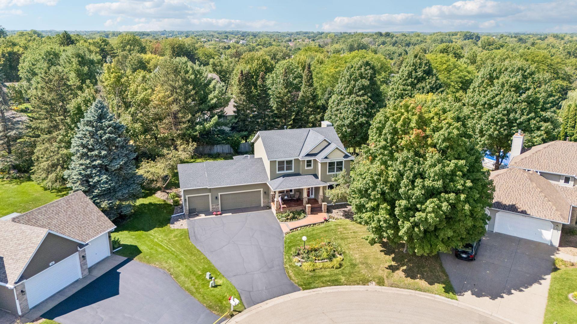 1008 Eagle Ridge Ct, Stillwater, MN 55082