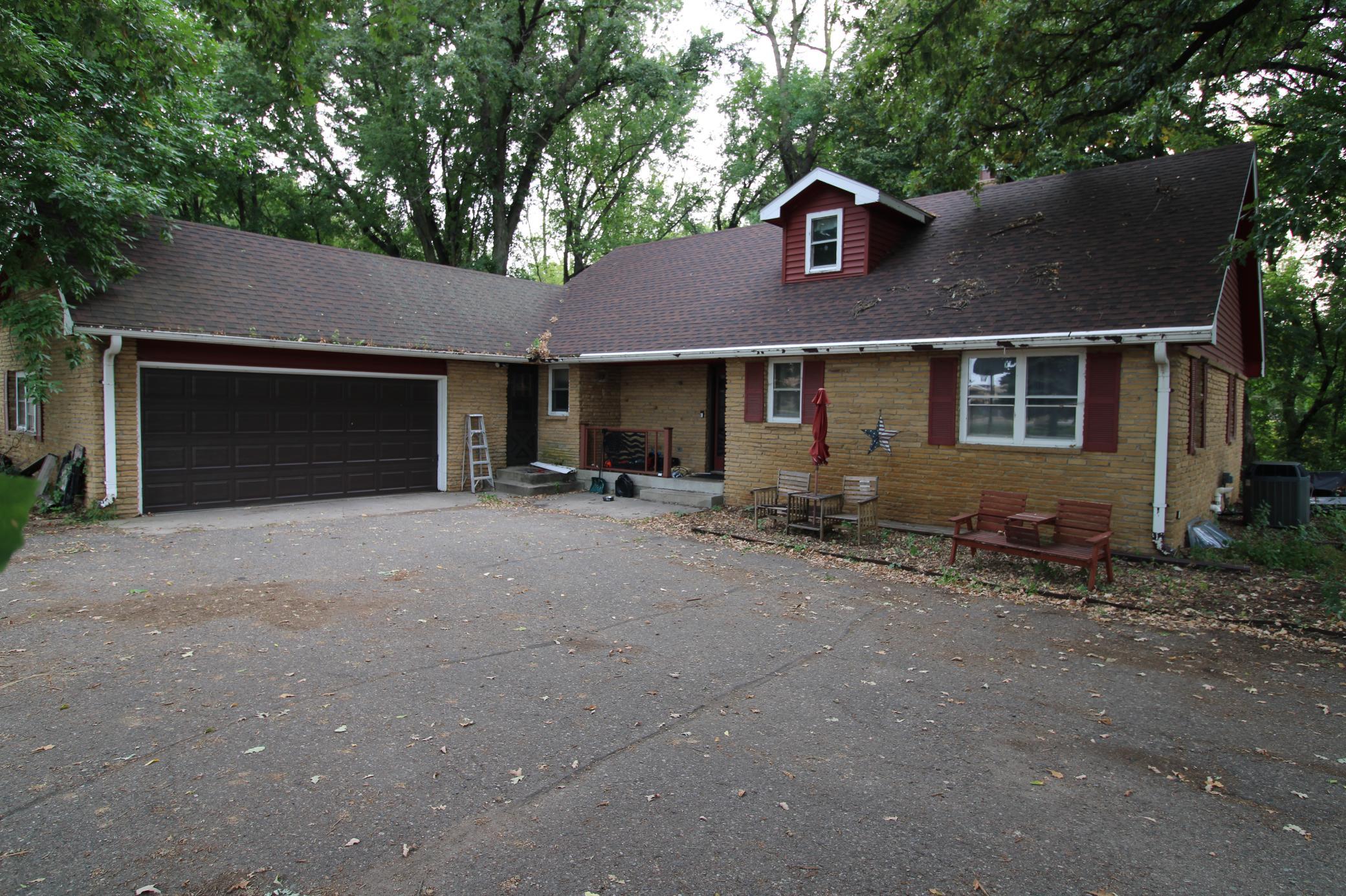 543 5th Ave NE, Melrose, MN 56352