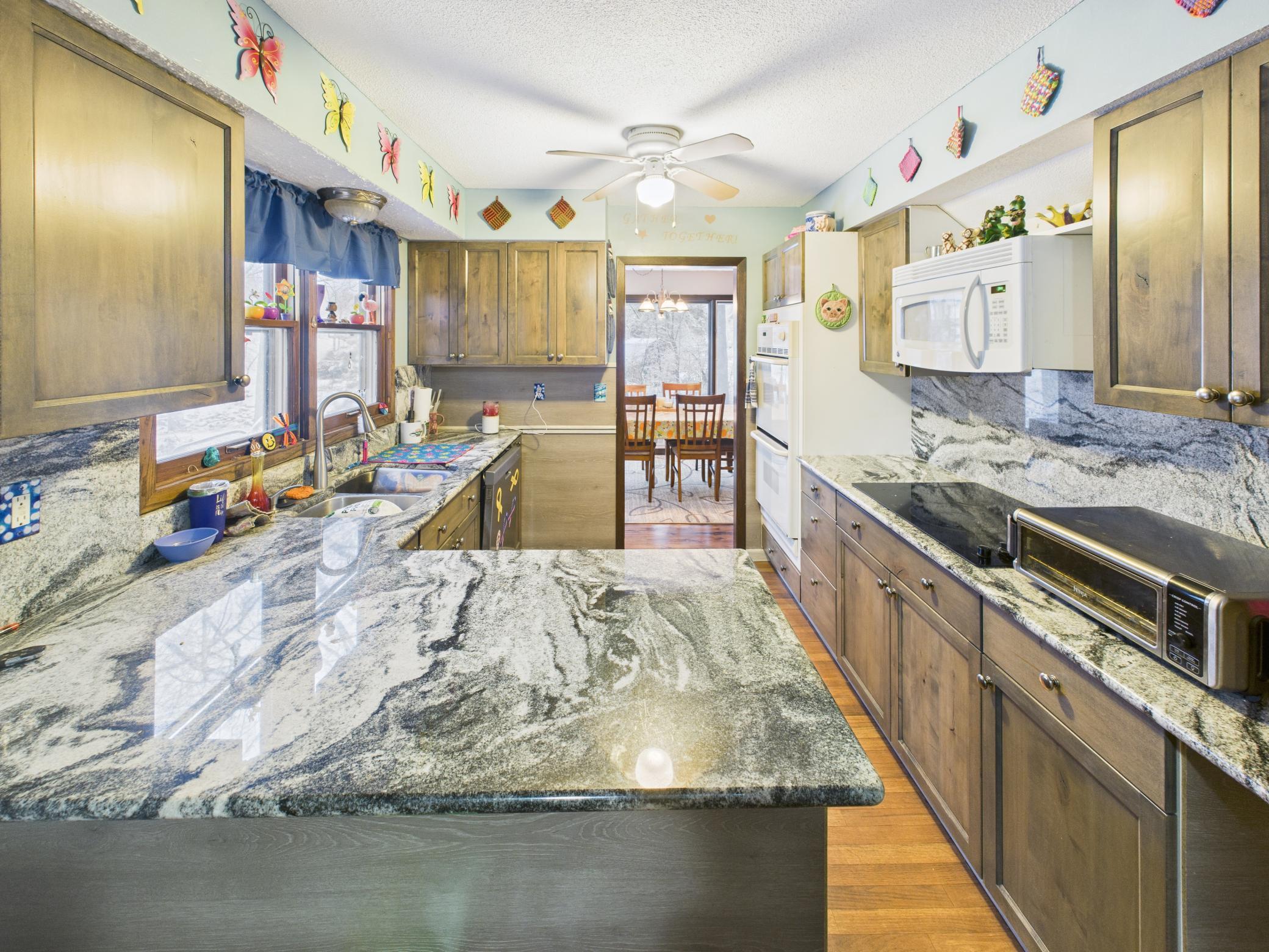 543 5th Ave NE, Melrose, MN 56352