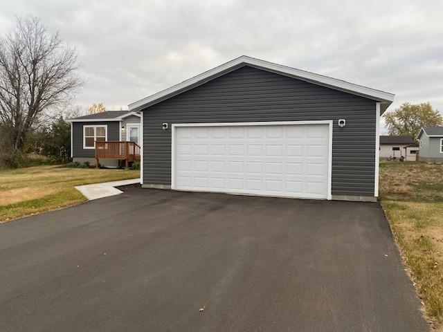 404 NE 1st St, Staples, MN 56479