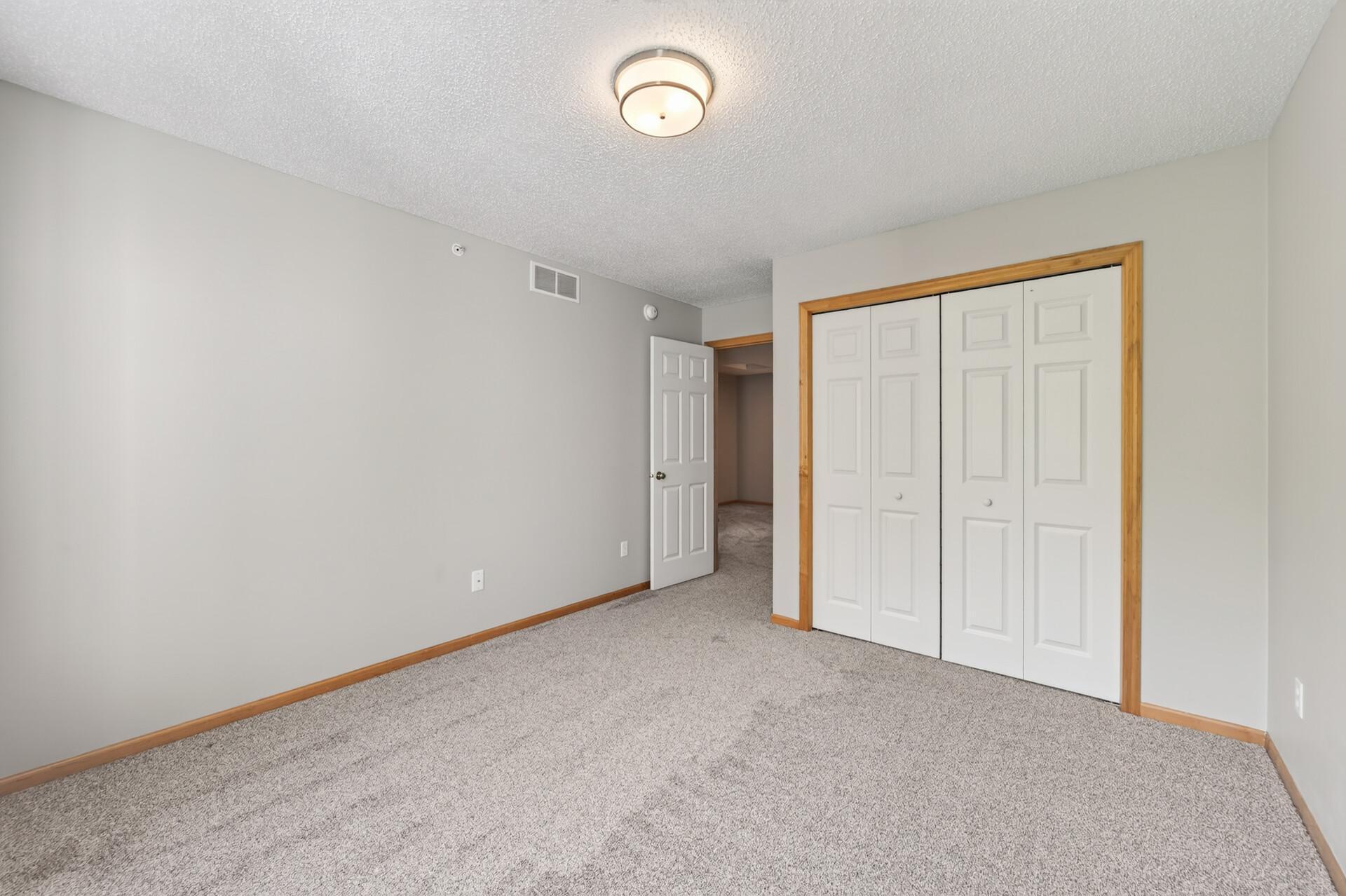 12155 Vermillion St NE #F, Blaine, MN 55449