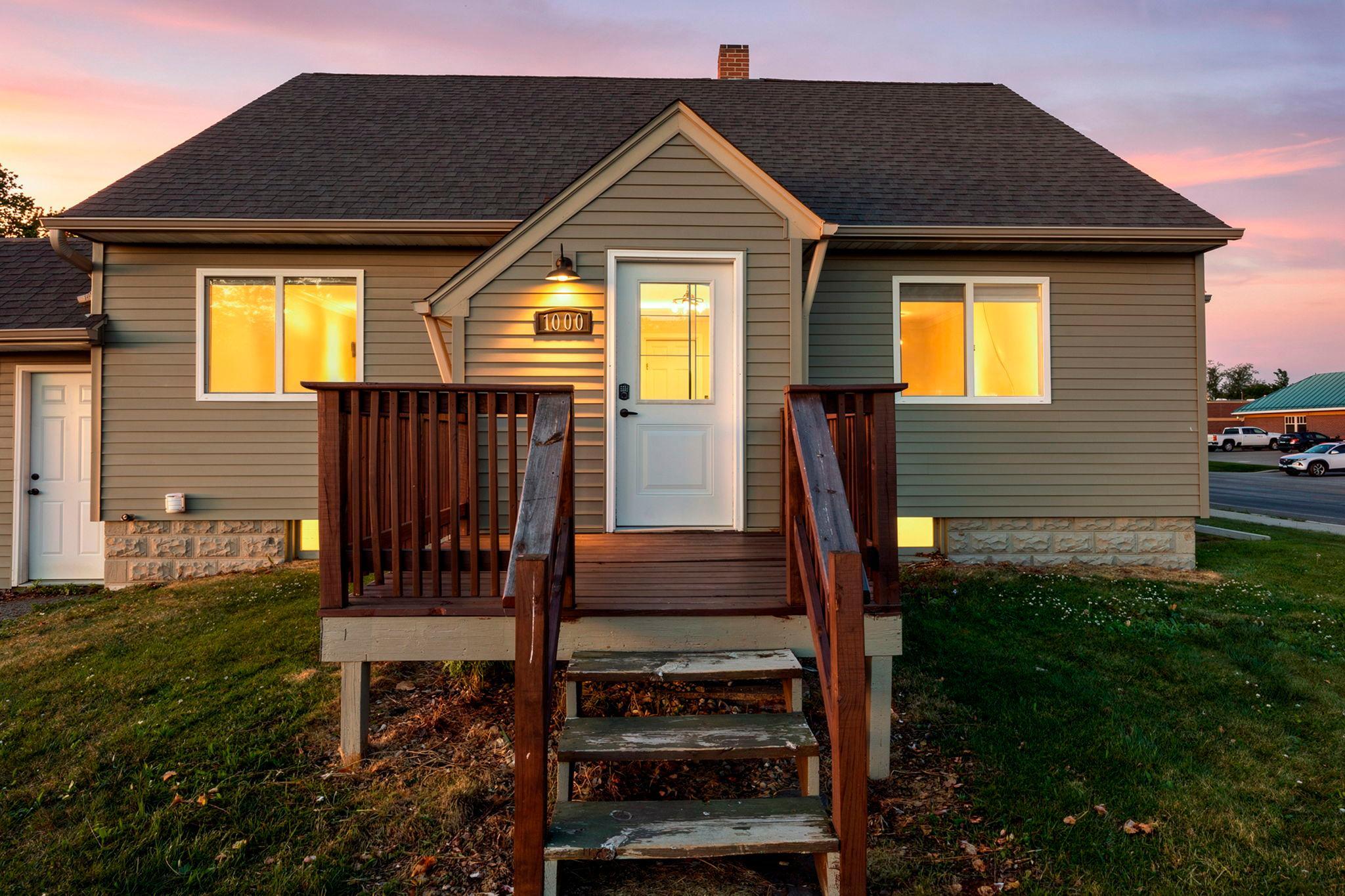 1000 W Lyon Ave, Lake City, MN 55041