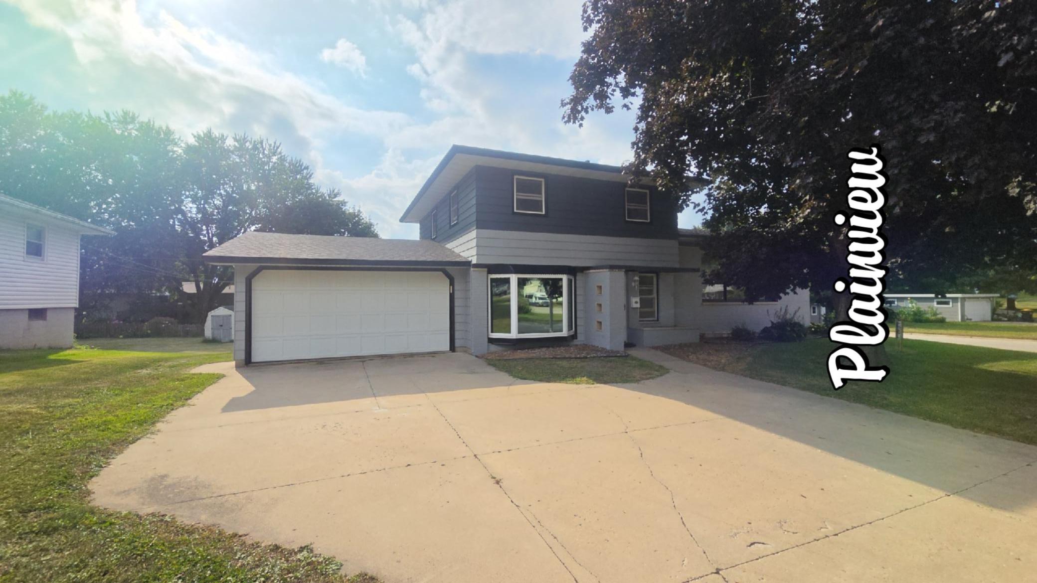 420 5th St SW, Plainview, MN 55964