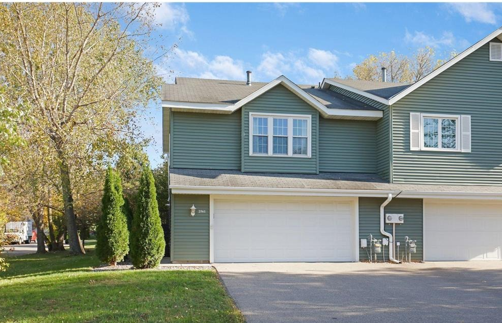 2561 Copper Cliff Trl, Woodbury, MN 55125