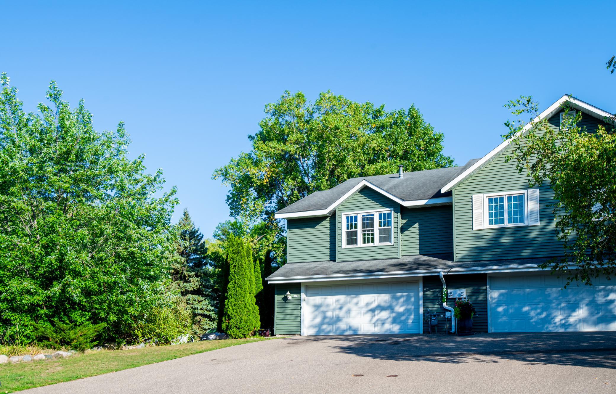 2561 Copper Cliff Trl, Woodbury, MN 55125