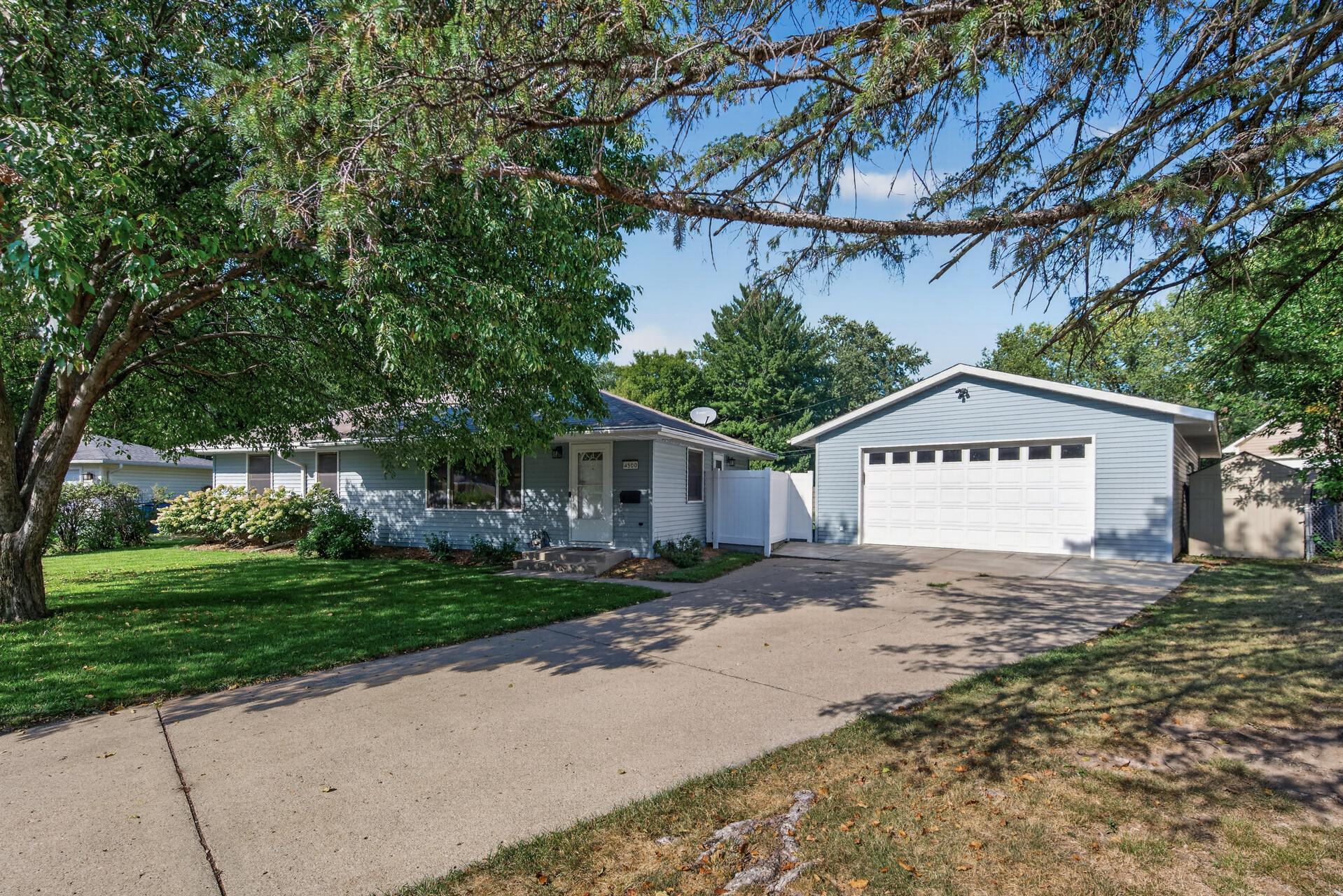 4500 Nord Dr, Bloomington, MN 55437